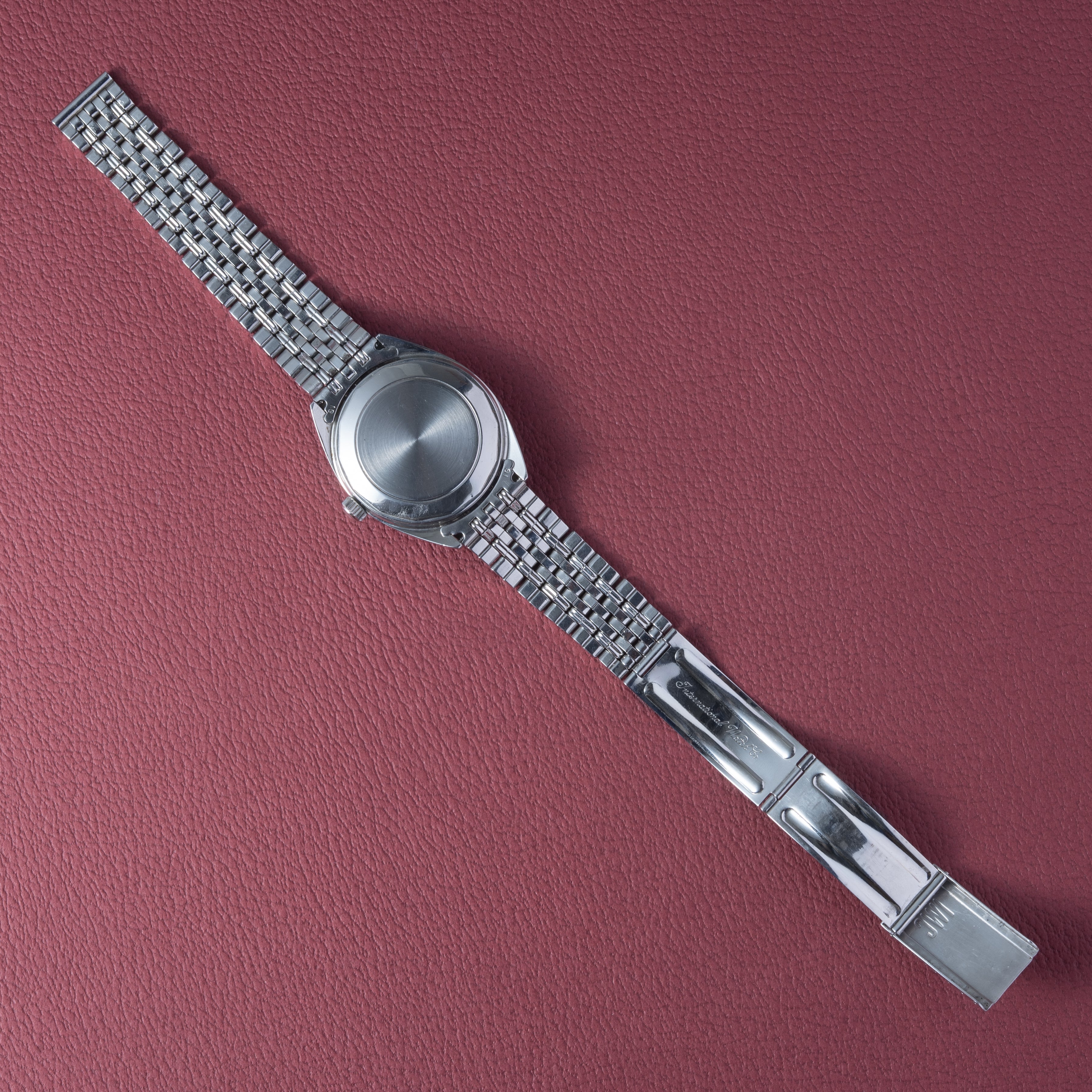 IWC	ヨットクラブ チューラーWネーム 1968年製 Ref.R811AD Cal.8541 純正ゲイフレアーブレス付き
