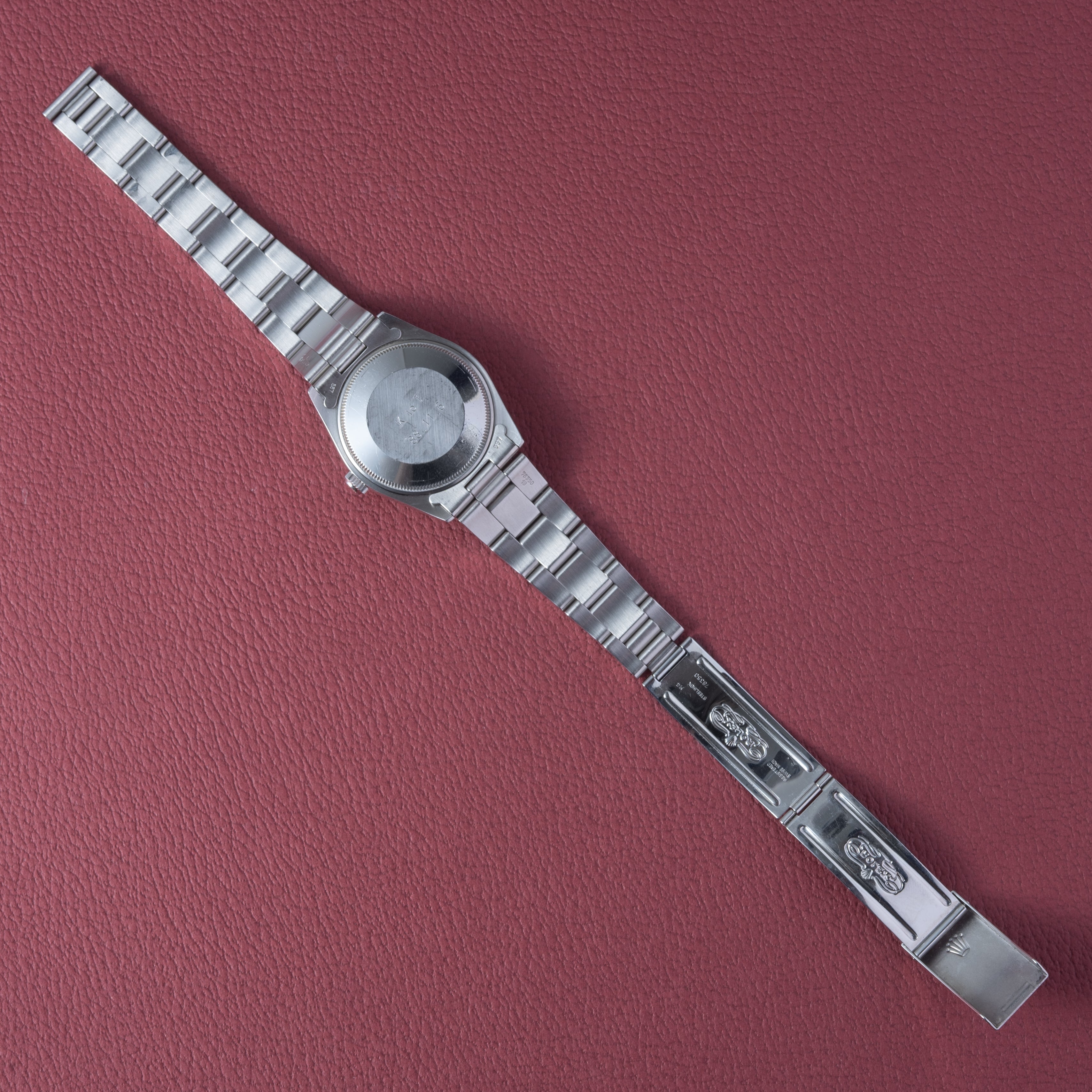 時計 CURRYKING おとぎ話『コロボック』の焼き立てパンが文字盤に