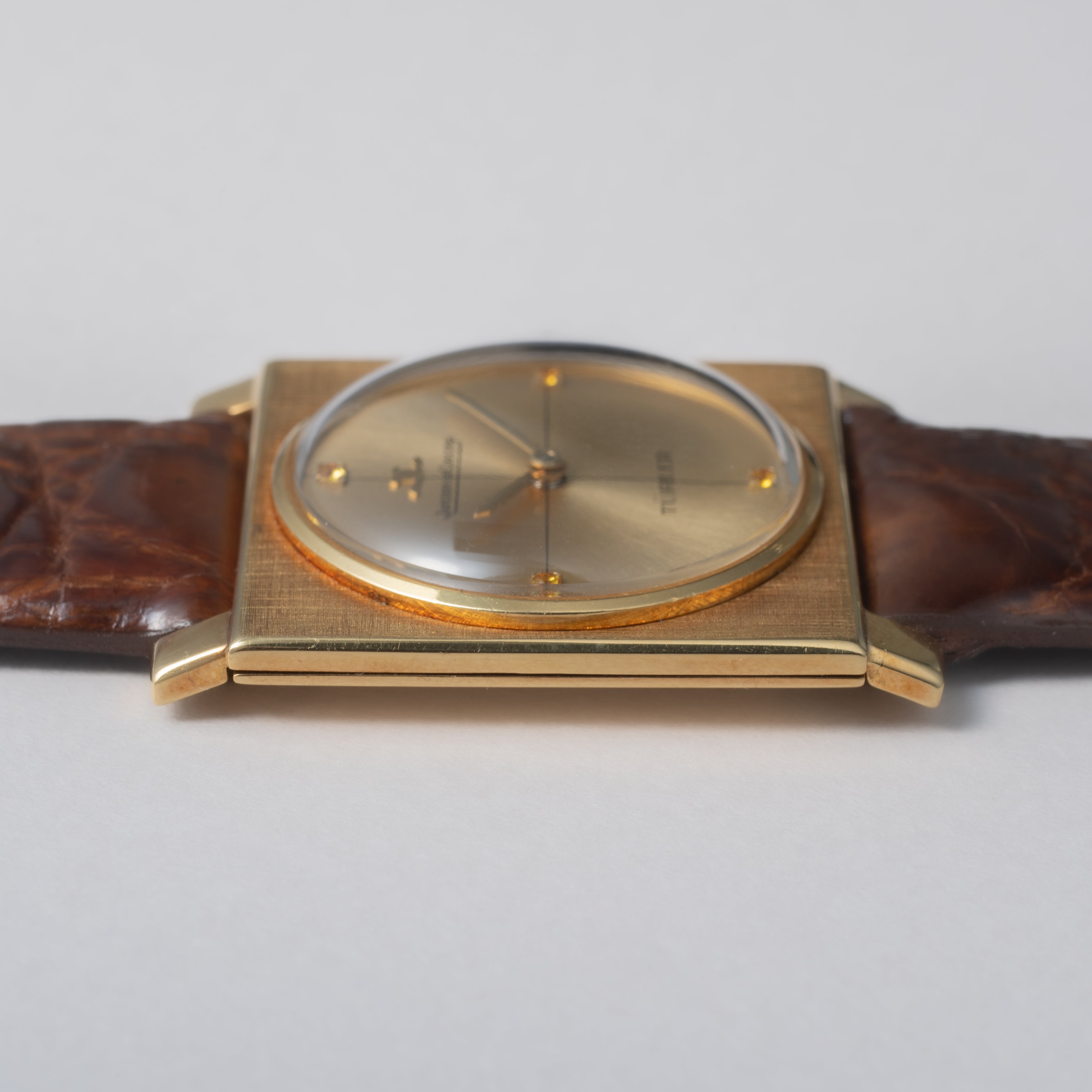 ジャガー・ルクルト 1960年代製 スクエア 手巻き 18金無垢 Ref.1949