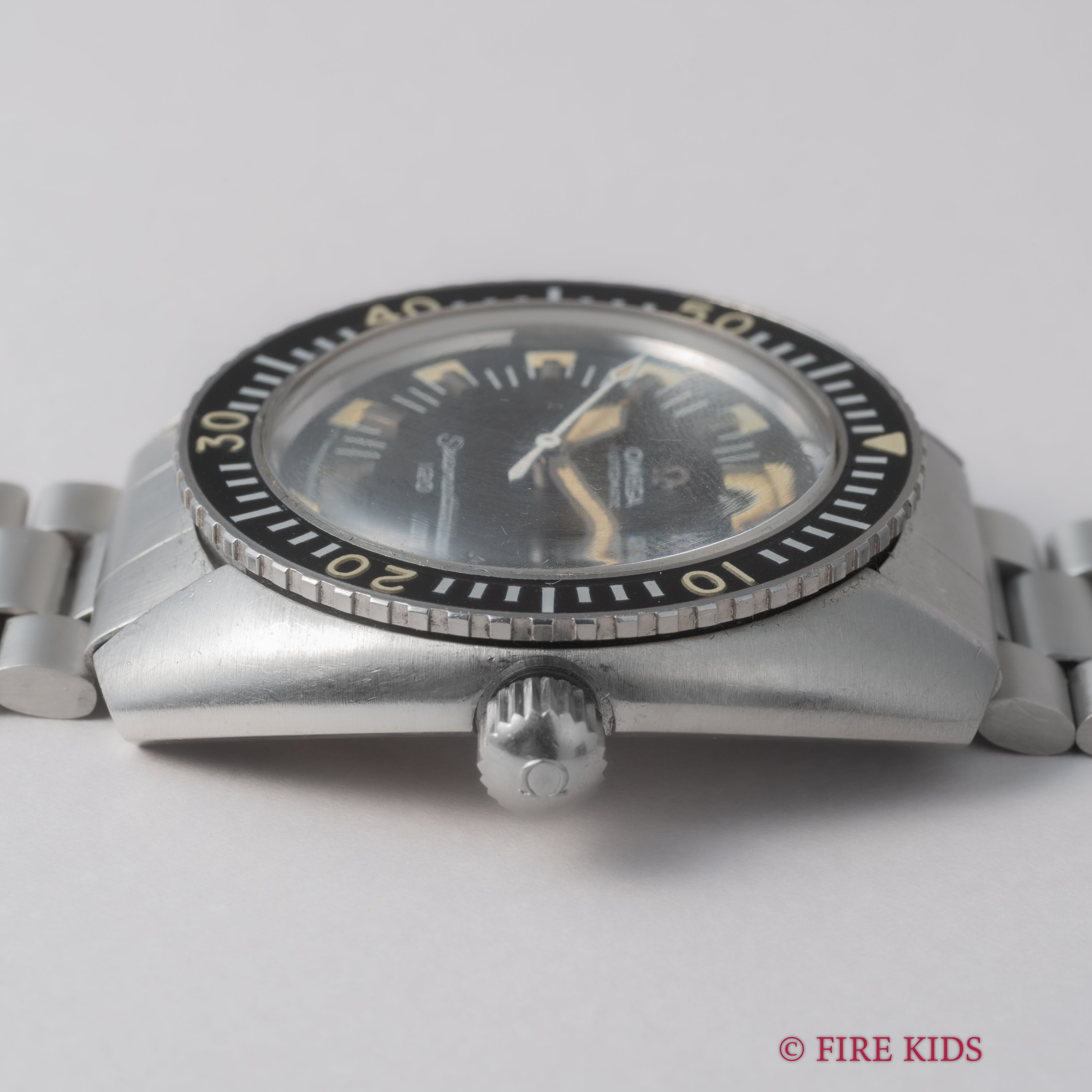 オメガ　シーマスター 120 スティール　ブレス オメガ シーマスター120 ブラックダイヤル 1973年製 Cal.565