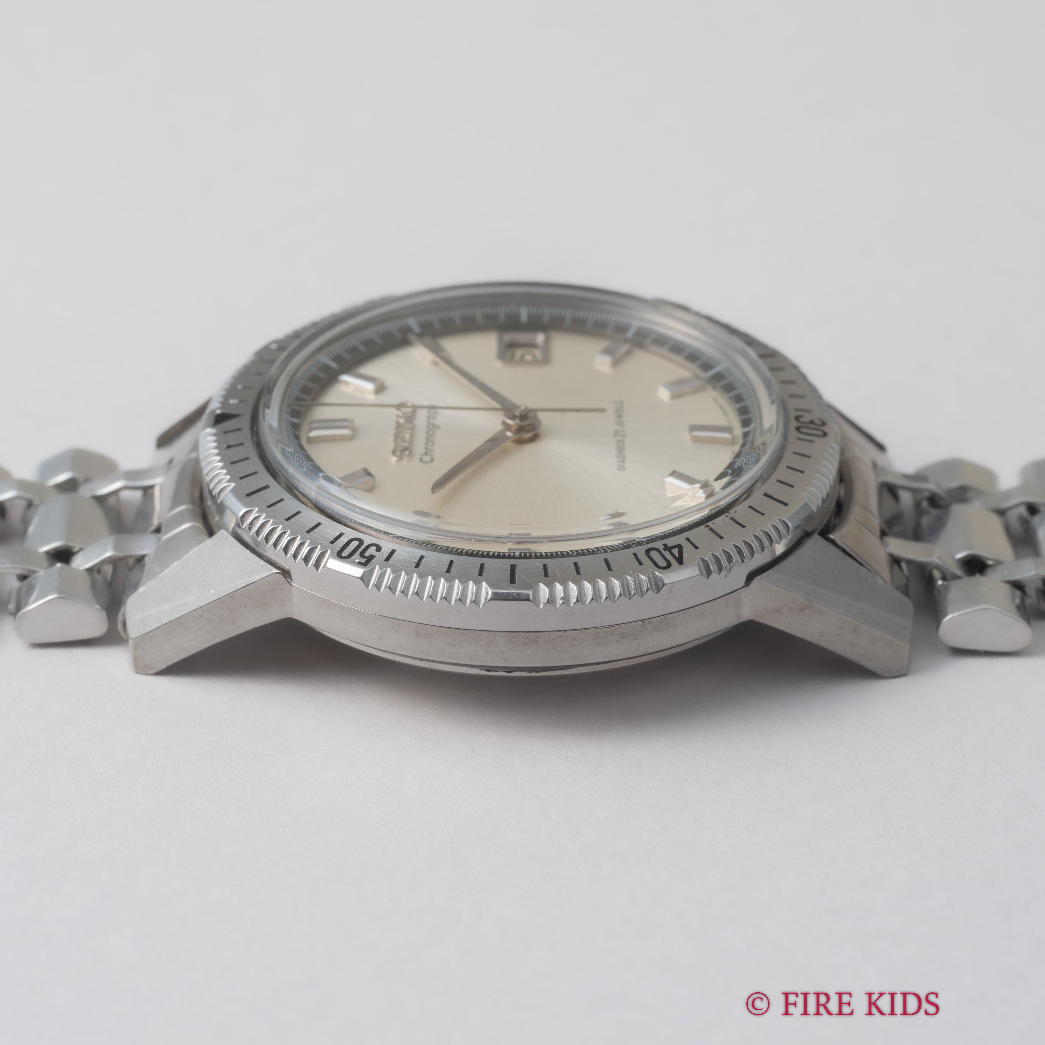 セイコー ワンプッシュクロノ 1964年製 Ref.5717-8990 手巻き カレンダー付き ステンレスベゼル 純正ブレス付き
