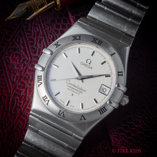 OMEGA アナログ時計 ホワイトダイヤル オメガ“ホワイトダイヤル”の腕時計「スピードマスター ムーン