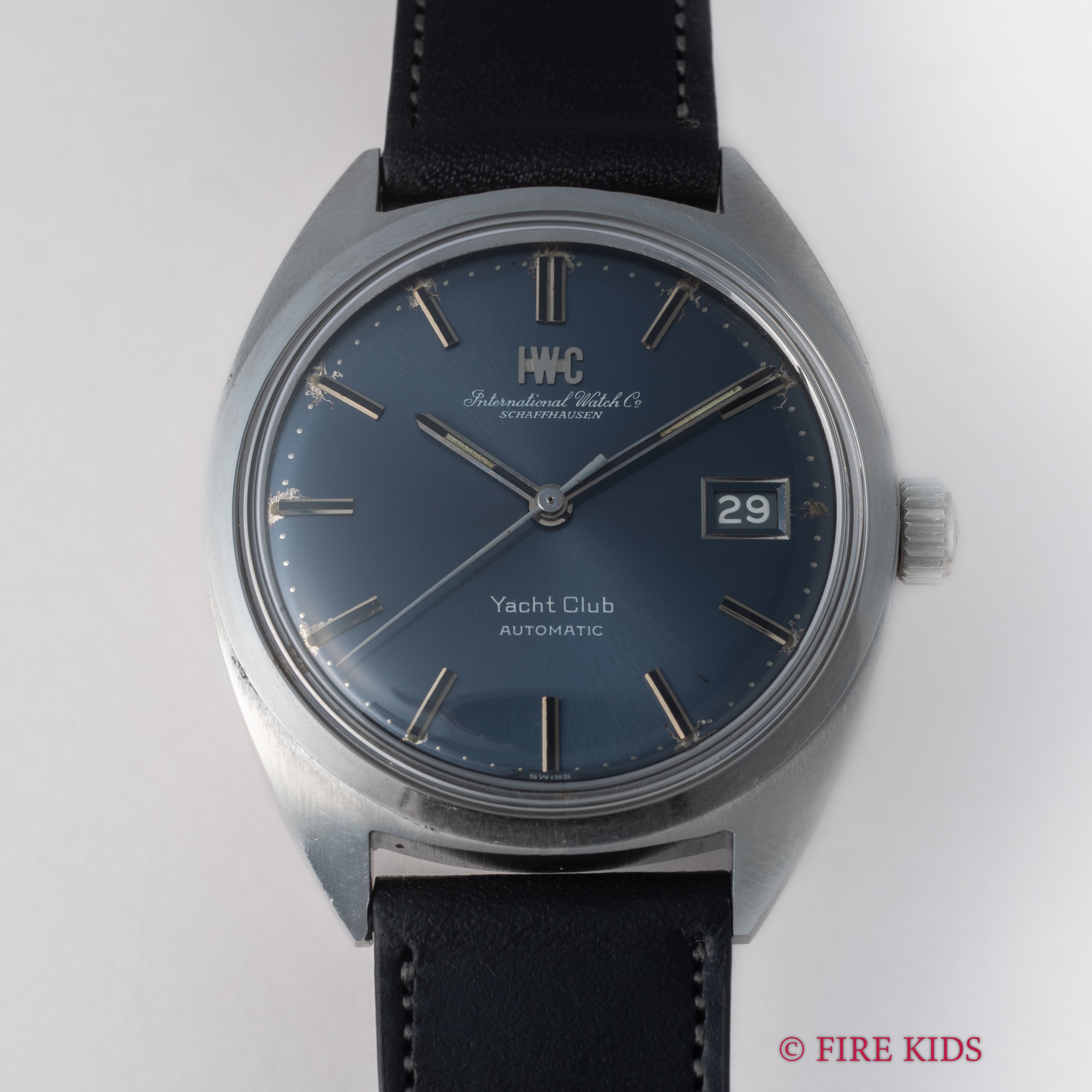 ヴィンテージ・IWCヨットクラブ 自動巻 C.8541B ブルーダイヤル IWC ヨットクラブ 1971年製 Ref.R811AD オリジナルブルー