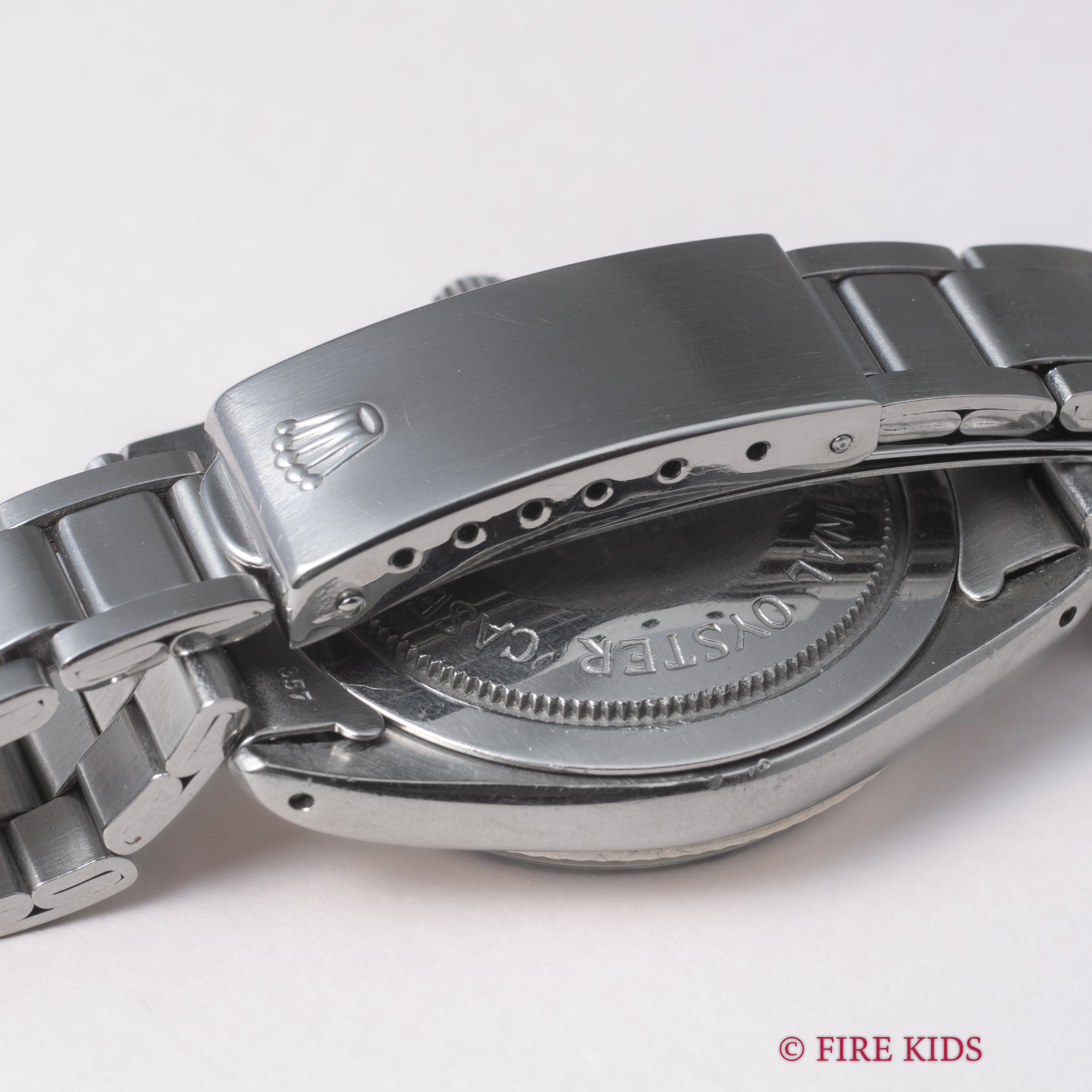 チューダー プリンスオイスターデイト 小バラ 1968年製 Ref.7990/4 王冠リューズ 自動巻き