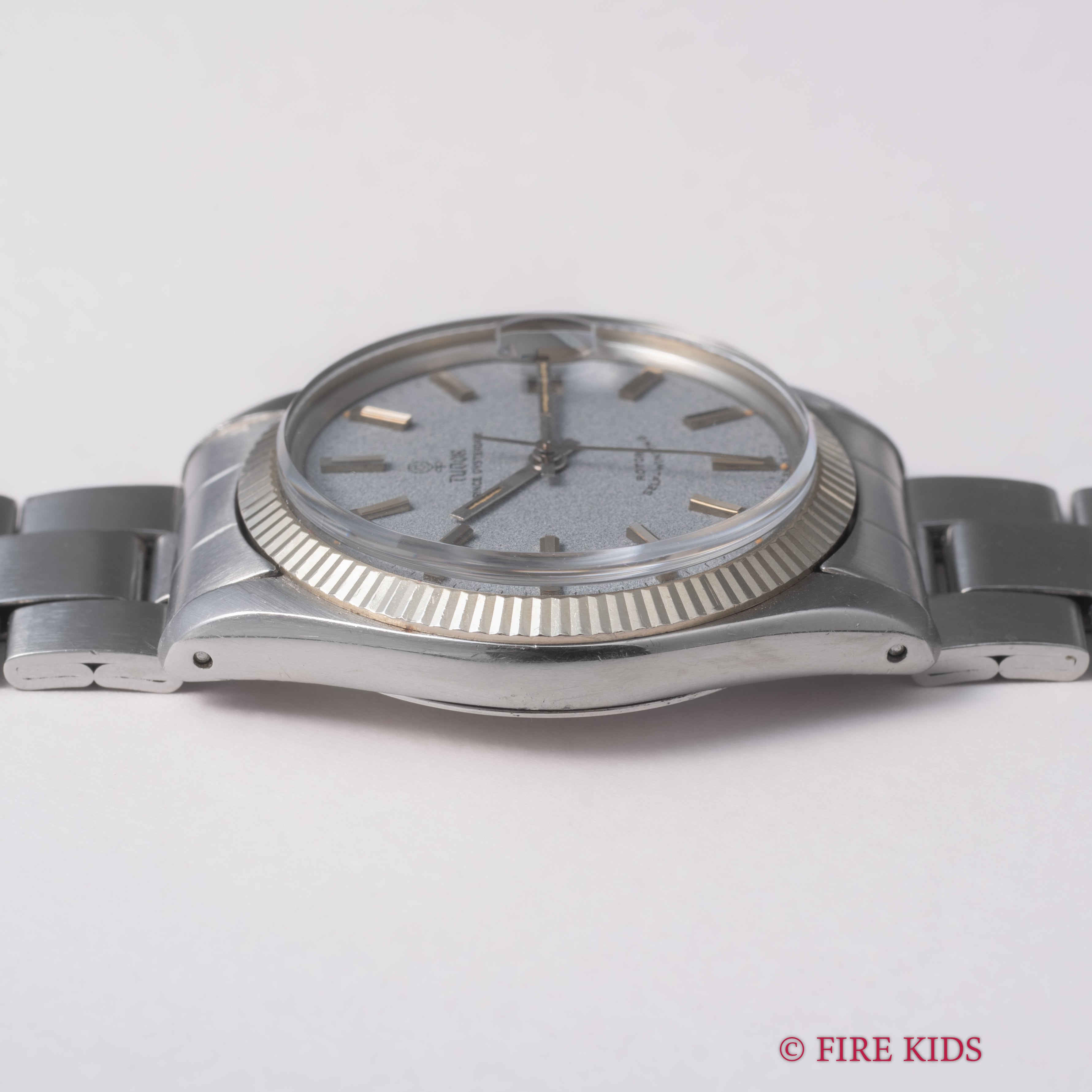 チューダー プリンスオイスターデイト 小バラ 1968年製 Ref.7990/4 王冠リューズ 自動巻き