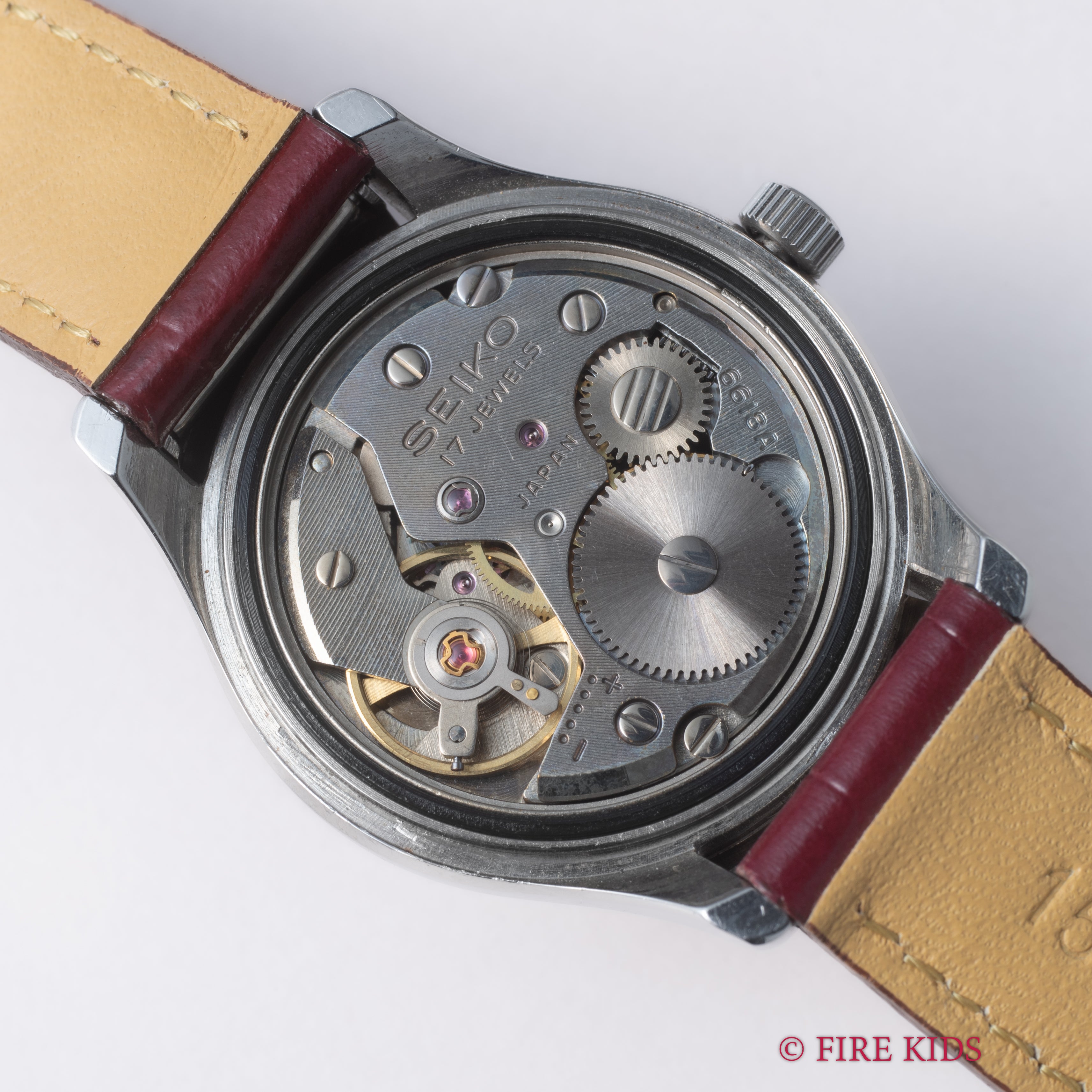 セイコー 視覚障害者用腕時計 1975年製 6618-6000 手巻 31㎜サイズ