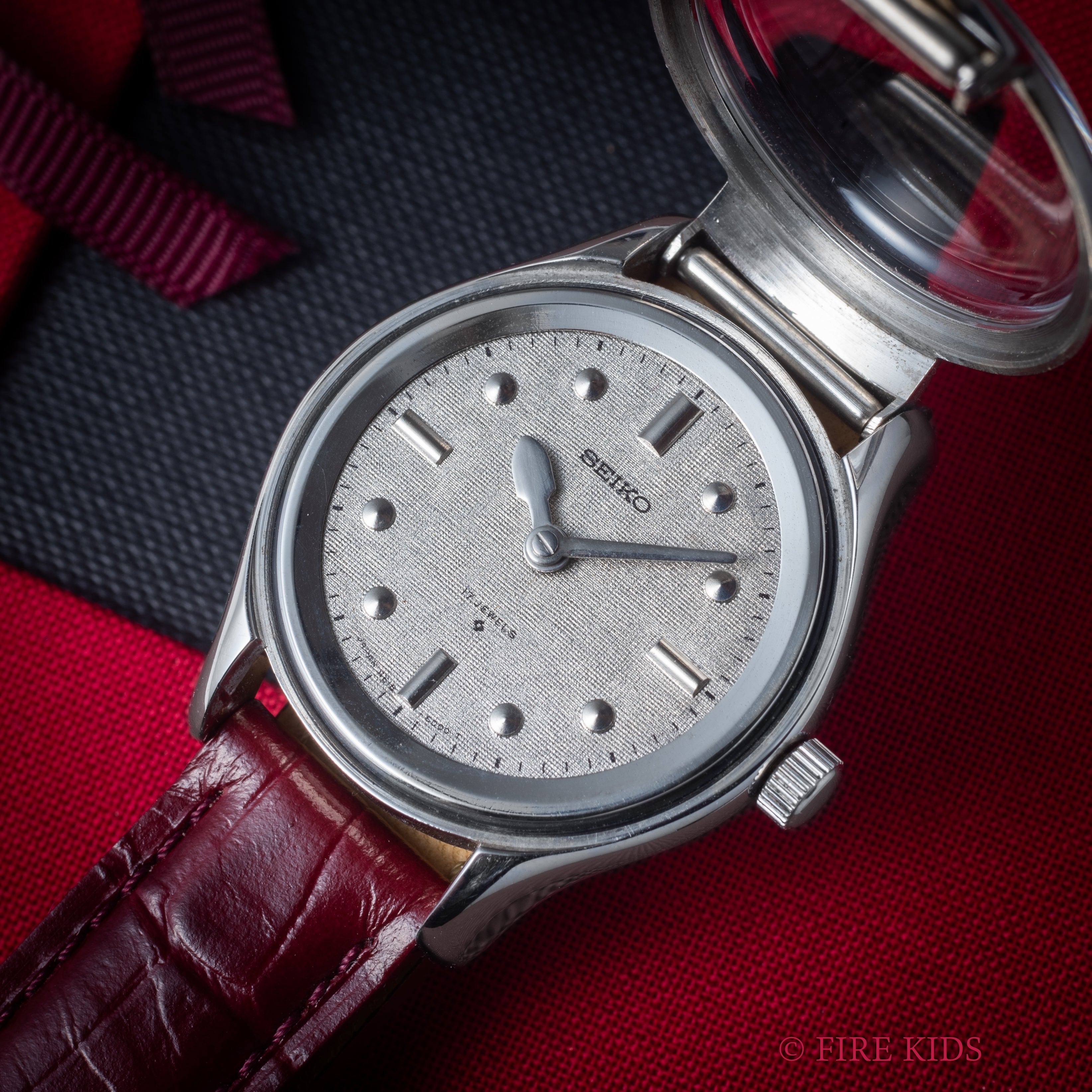 美品◎SEIKO セイコー6618-8100 腕時計シルバー触読式 盲人用手巻き 美品◎SEIKO セイコー6618-8100 腕時計シルバー触読式 盲人用手巻き