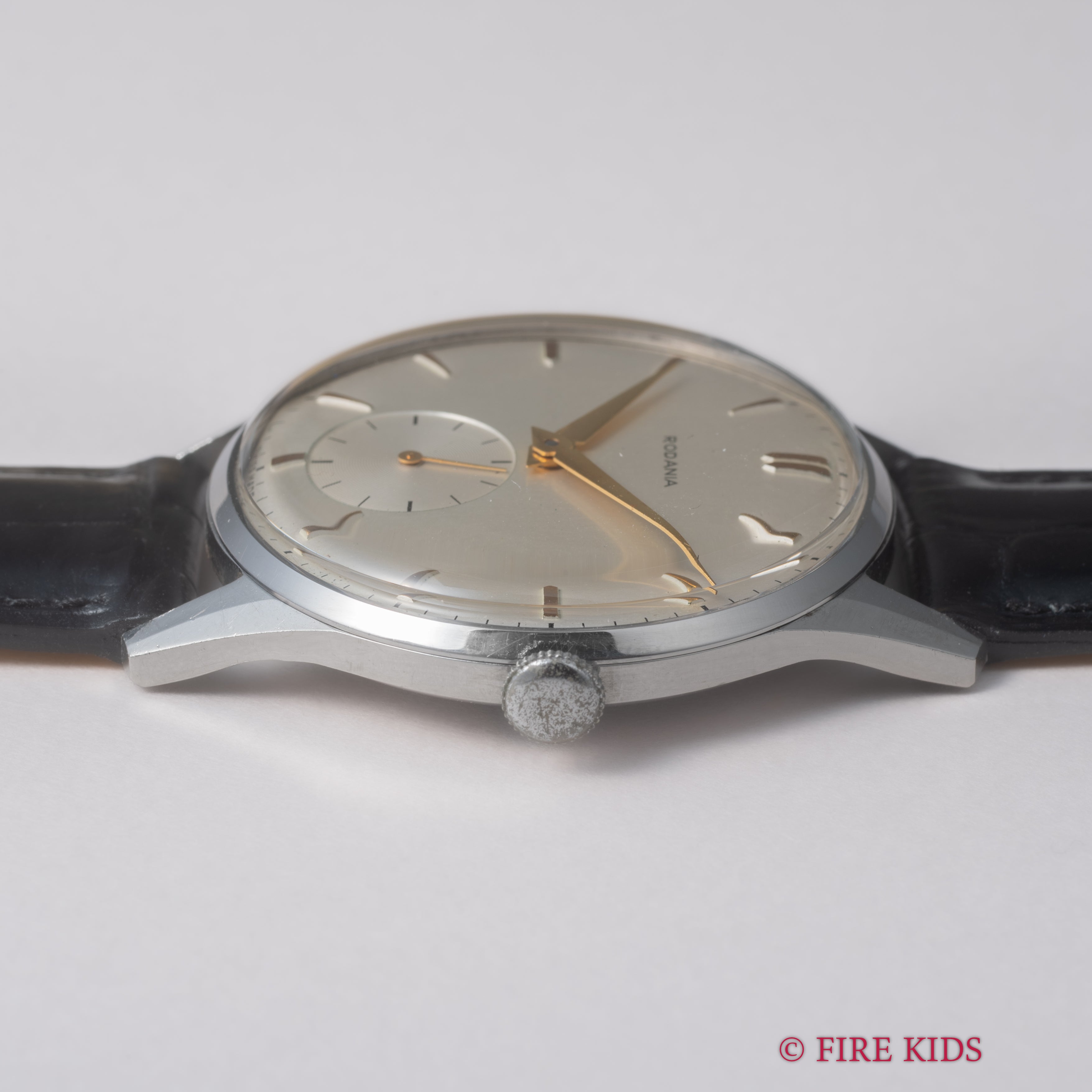 ロダニア ラウンドモデル 1960年代製 スモールセコンド 手巻き