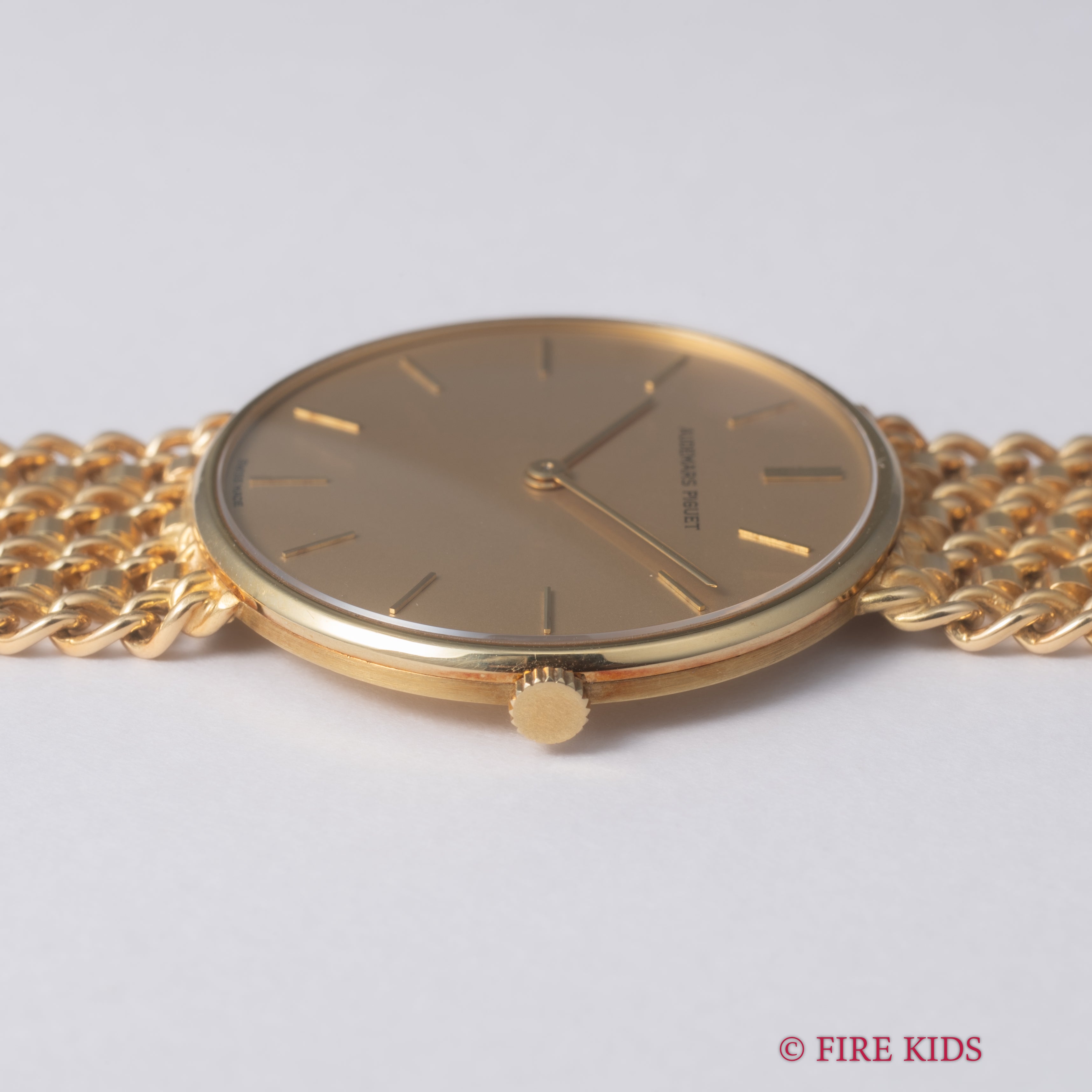 オーデマ・ピゲ ウルトラシン 18金無垢ドレスウォッチ 1980年代