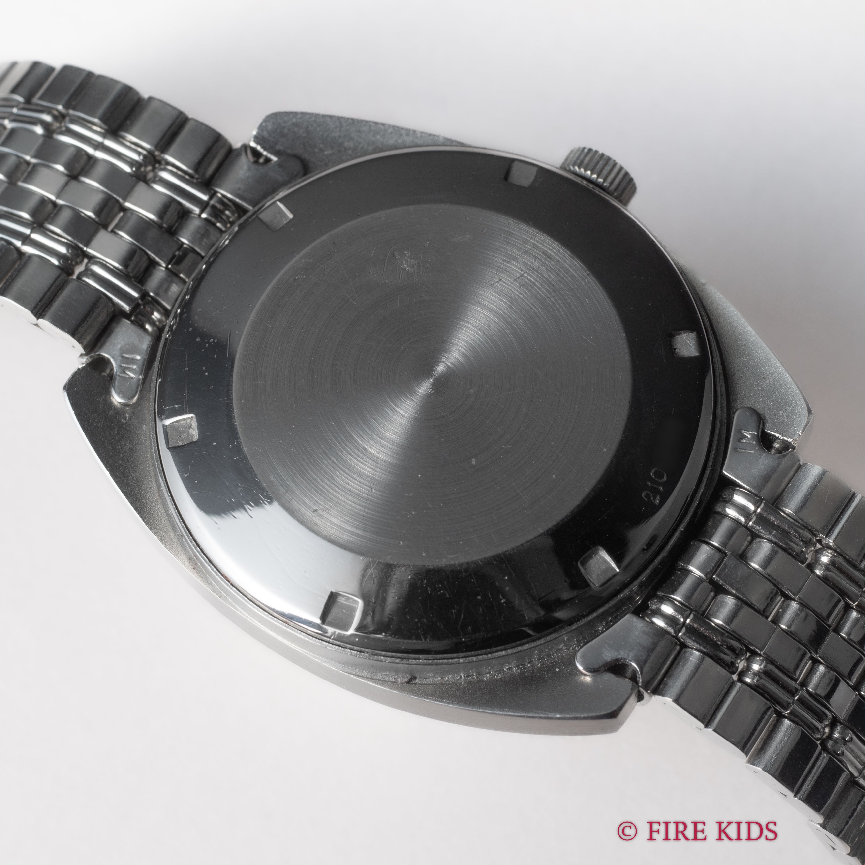 IWC TVスクリーン 1974年製 ブルーダイヤル ペラトン式自動巻Cal.8541B 純正ブレス付き