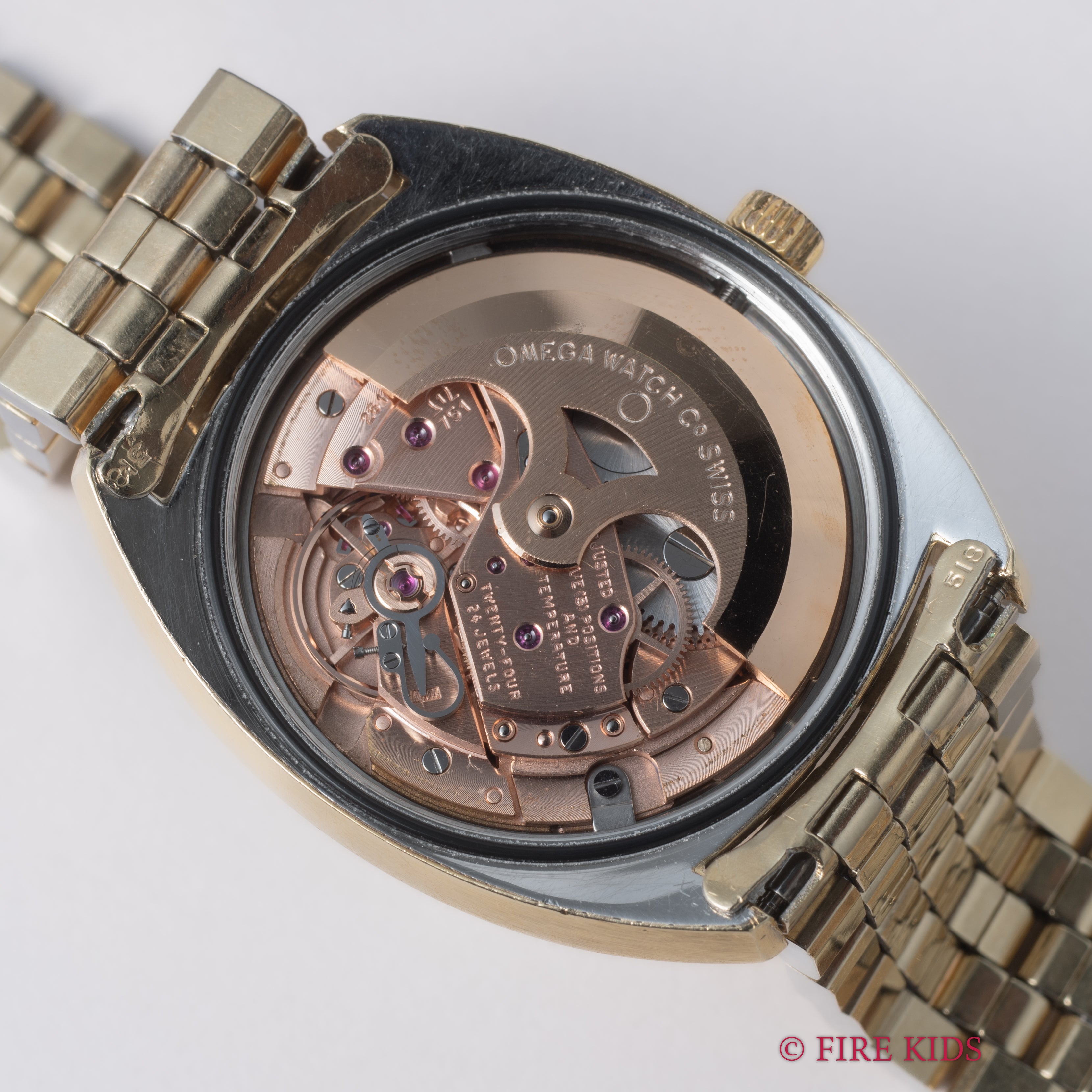 【良品 可動品】 オメガ 腕時計 ゴールド リューズレス トノーケース 正規品 良品 可動品】 オメガ 腕時計 ゴールド リューズレス トノー