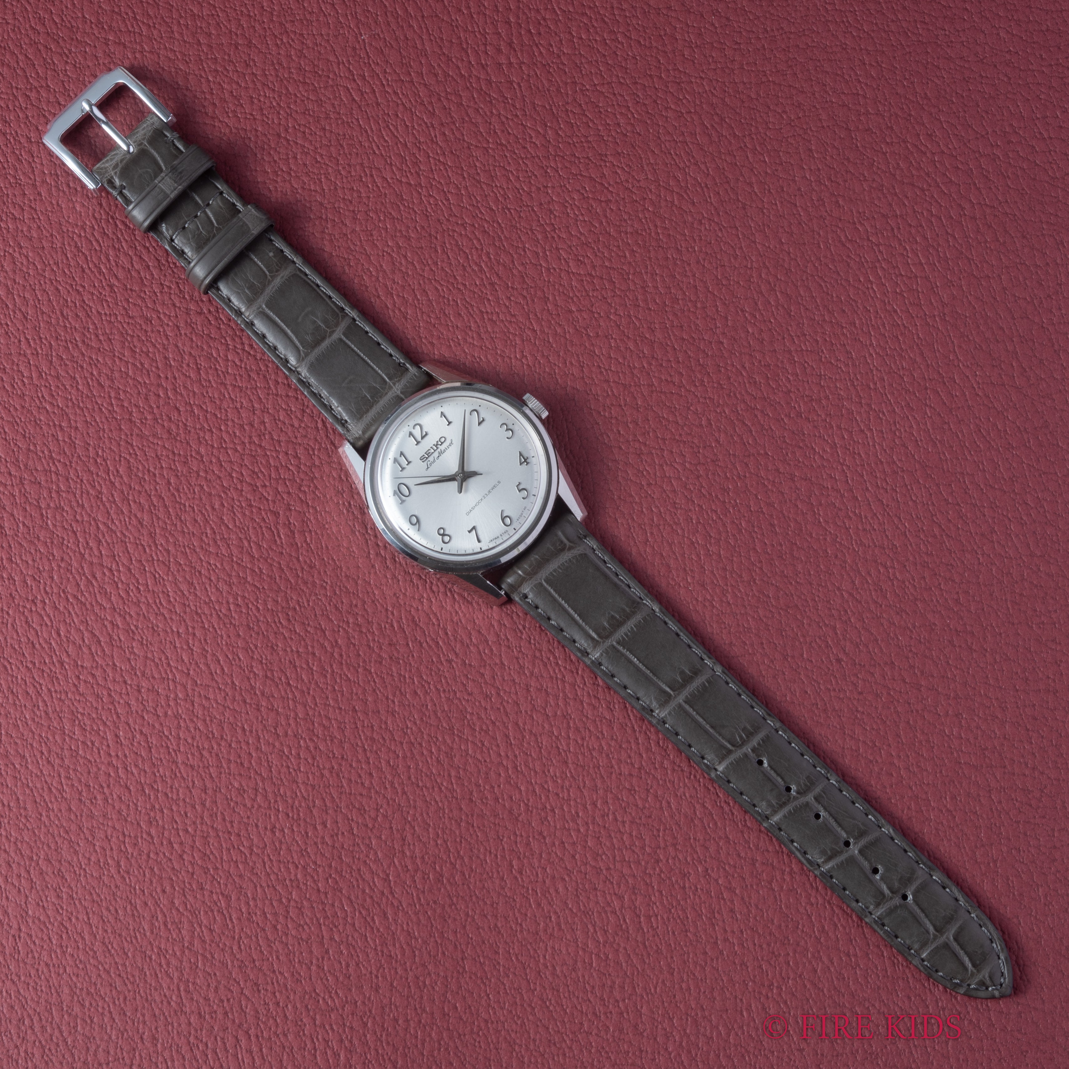 セイコー ロードマーベル 1966年製 Ref.5740‐8000 ロービート手巻き アラビアダイヤル 筆記体ロゴ