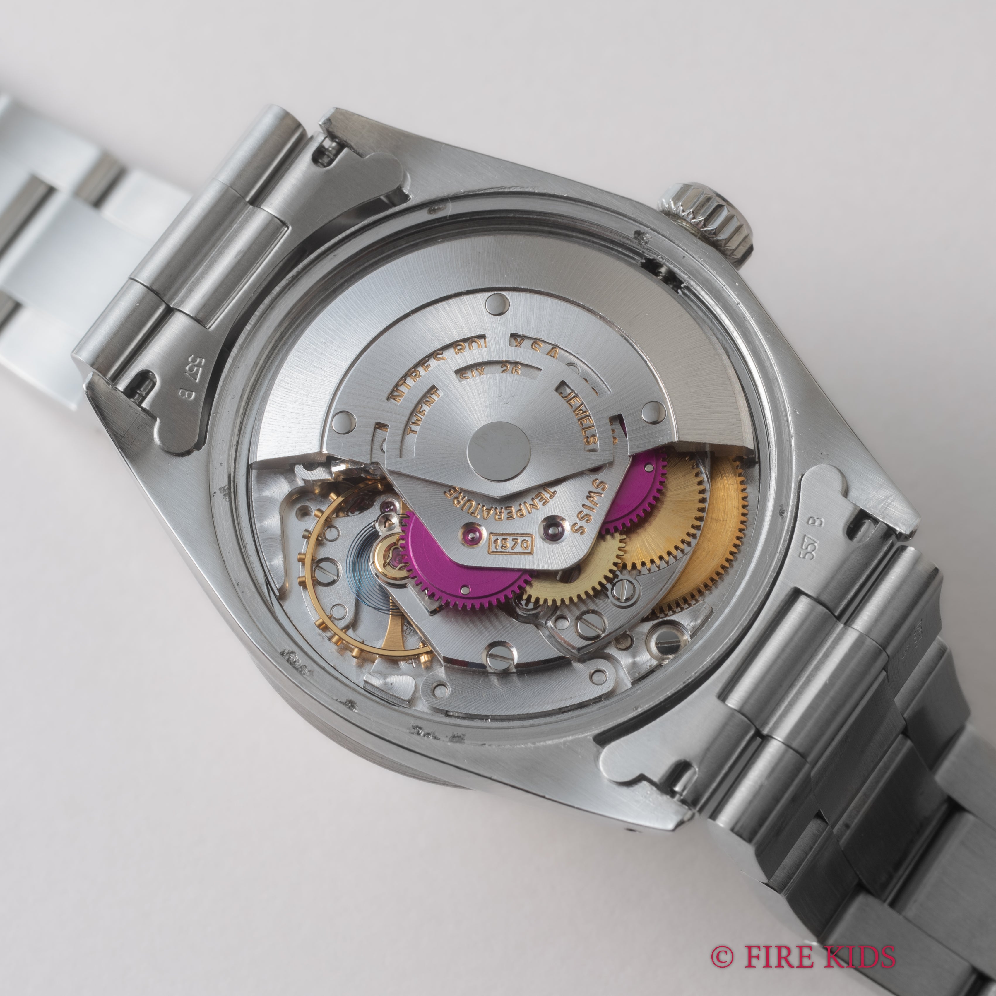 ロレックス 1970年製（昭和45年製）Ref.1501 エンジンターンドベゼル ホワイトダイヤル