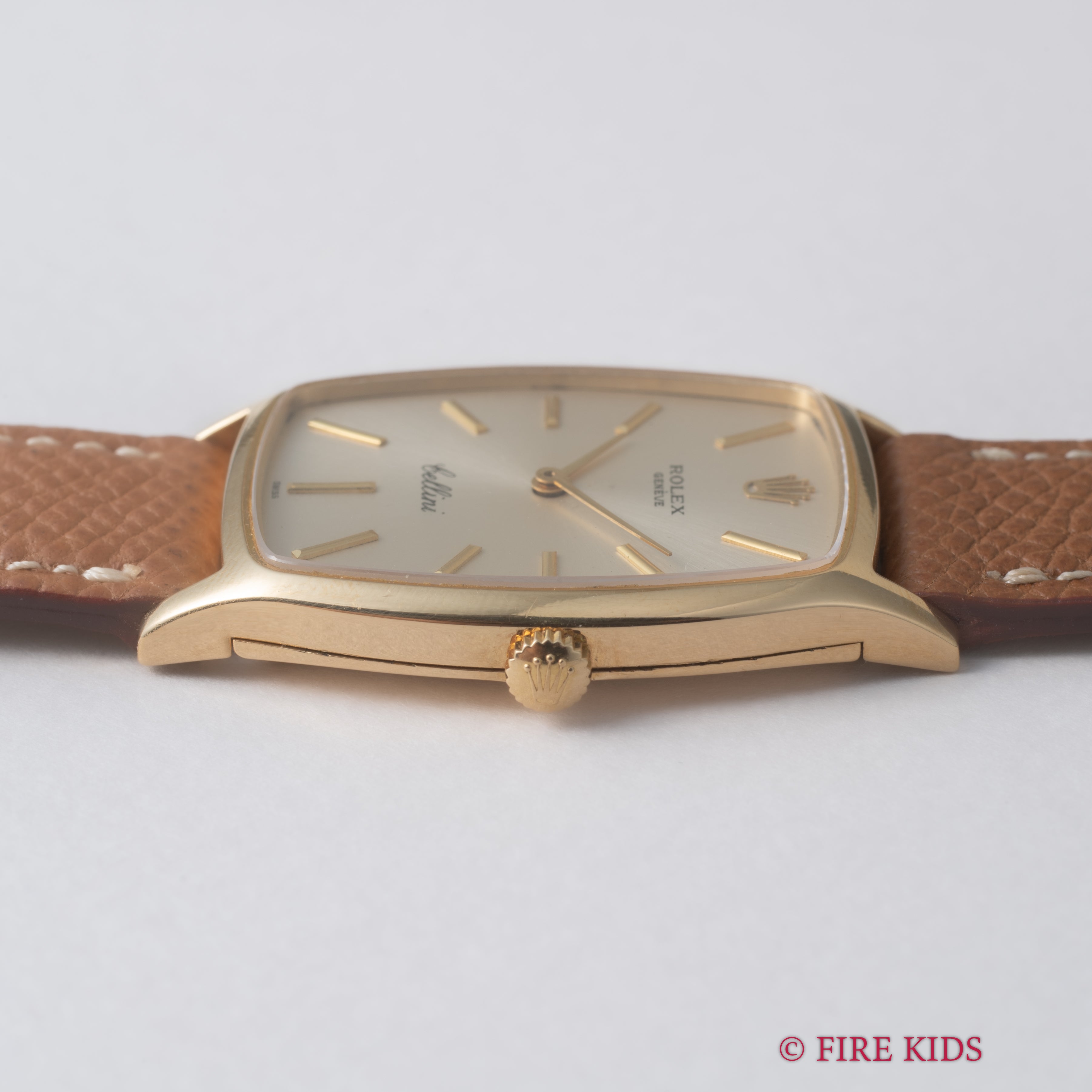 ロレックス チェリーニ 1969年製 トノー型 18金無垢 Ref.3807 手巻き Cal.1600