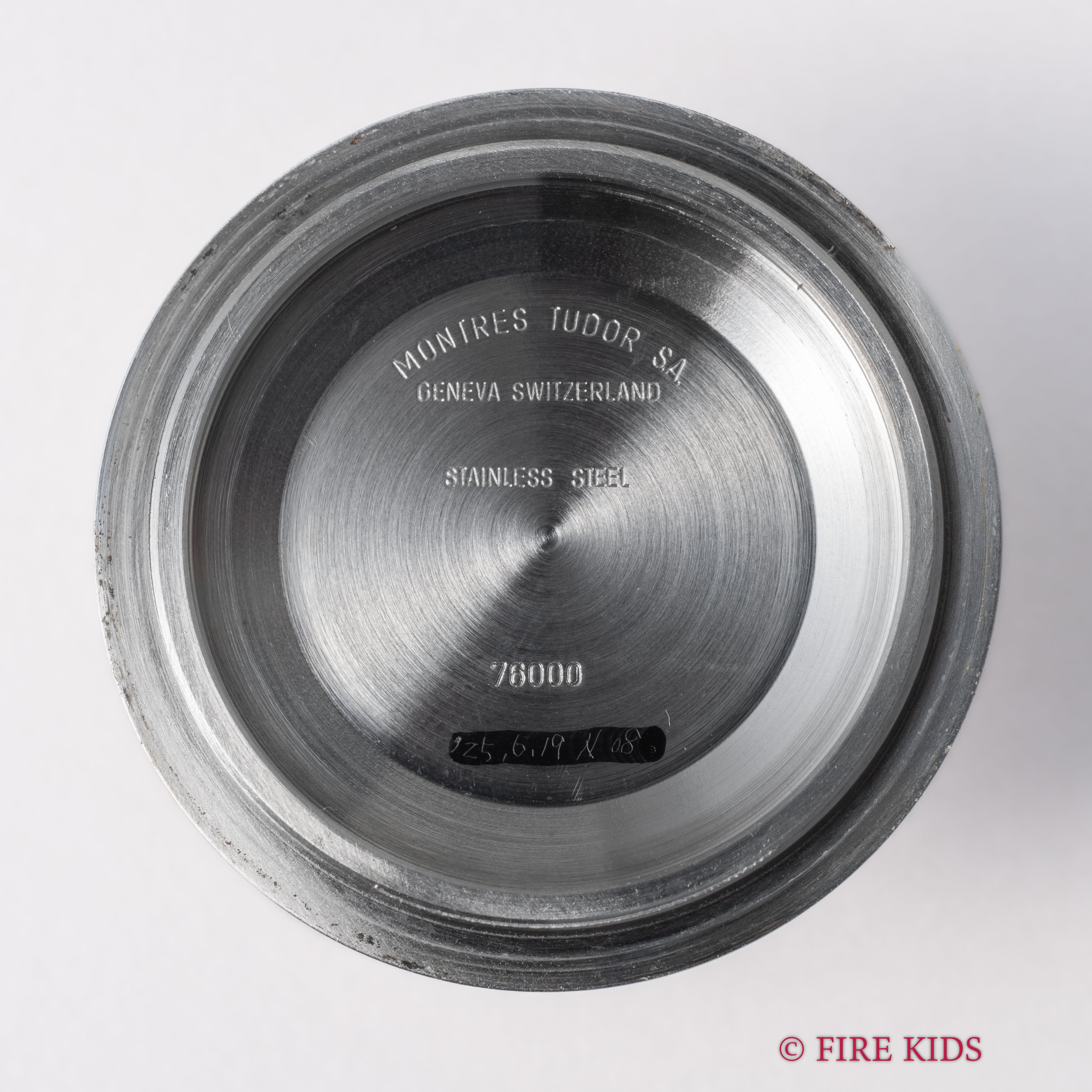 チューダー 1988年製 サブマリーナ Ref.76000 ブルー 36㎜ミッドサイズ 純正ブレス付き 箱付き