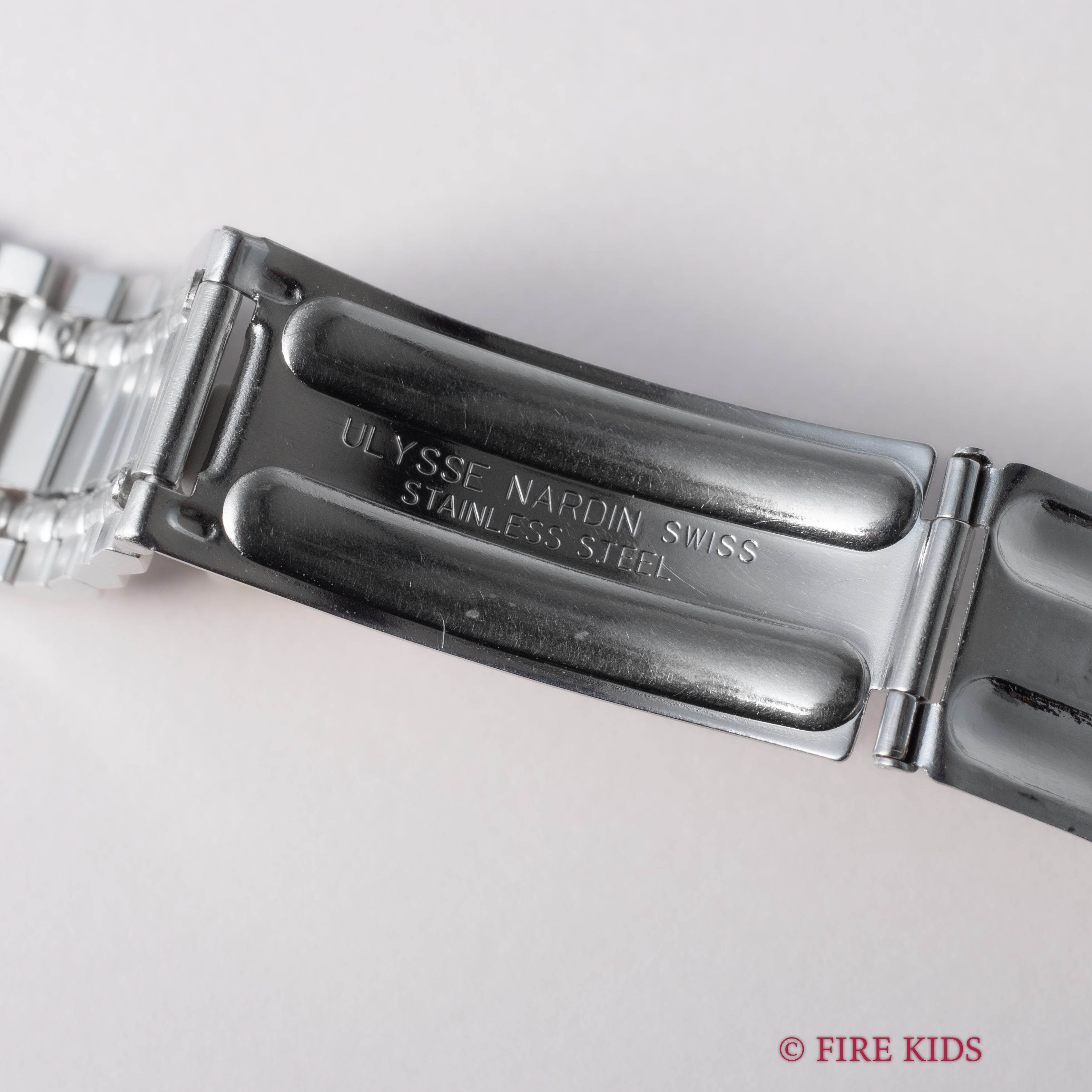 ユリスナルダン 1970年代製 オートマチック 純正ブレス付き クッションケース