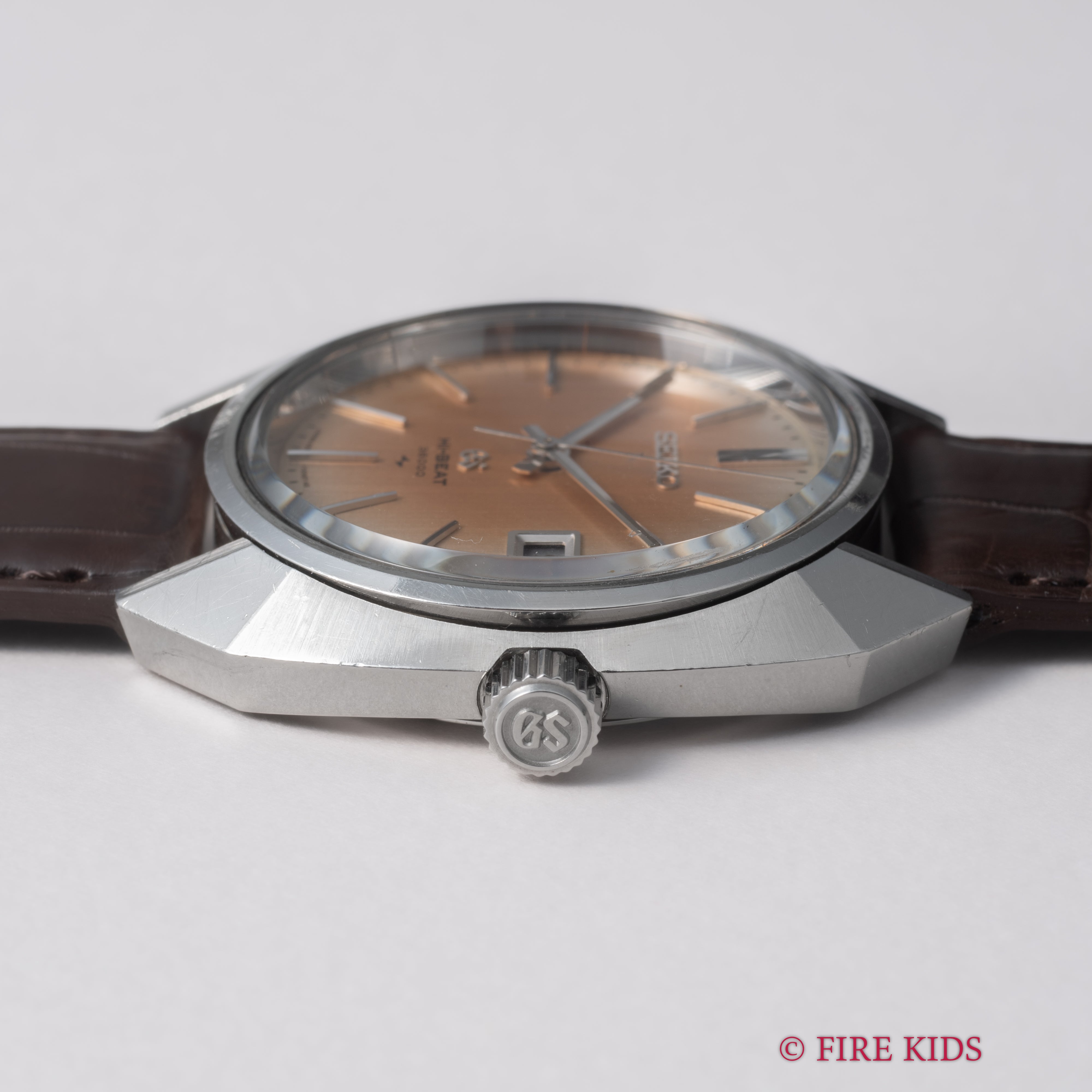 グランドセイコー 1969年製 45GS オクタゴンケース Ref.4522-7000 10振動手巻 36000 パティーナダイヤル