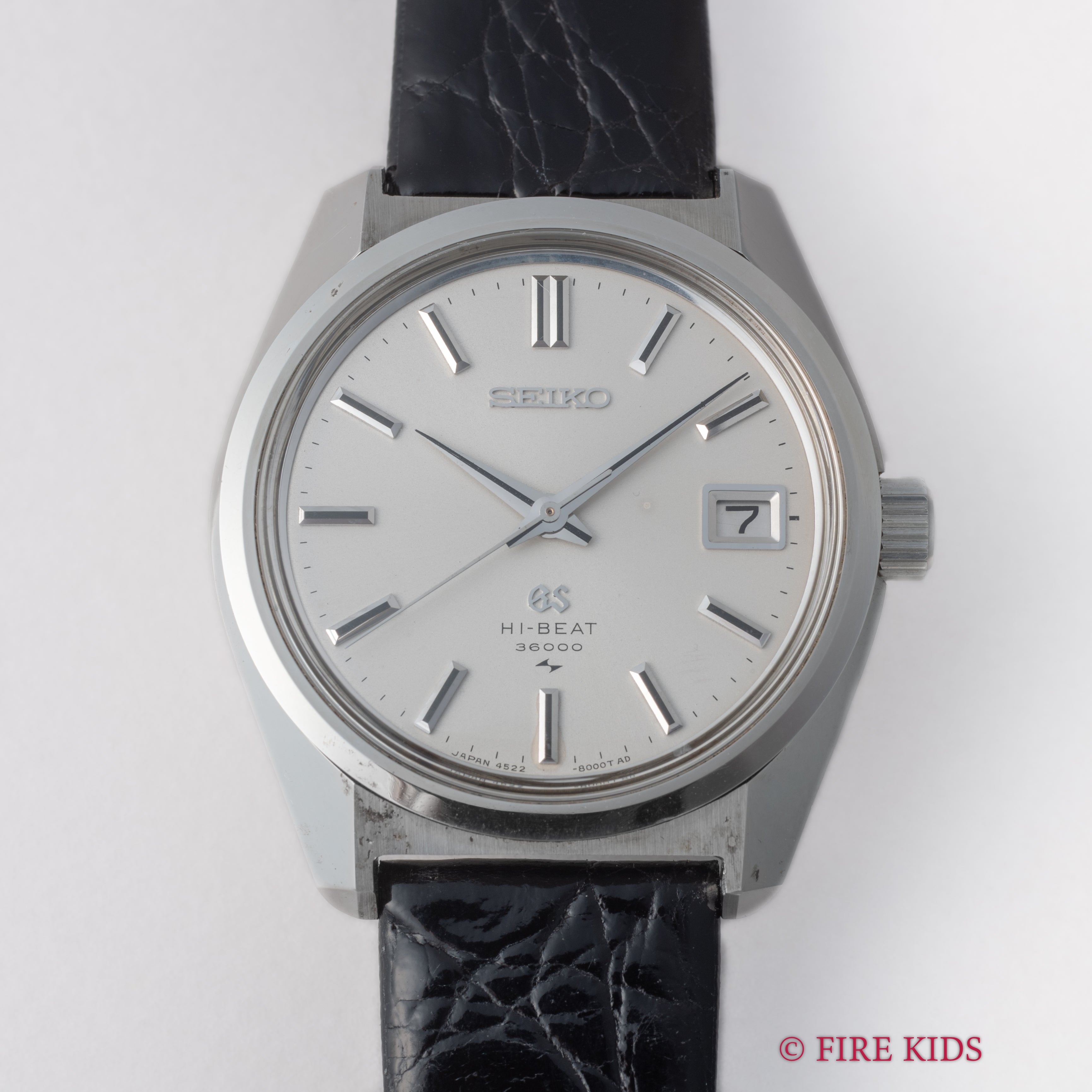 グランドセイコー ハイビート 1968年製 10振動 手巻 45GS Ref.4522-8000 GS尾錠付