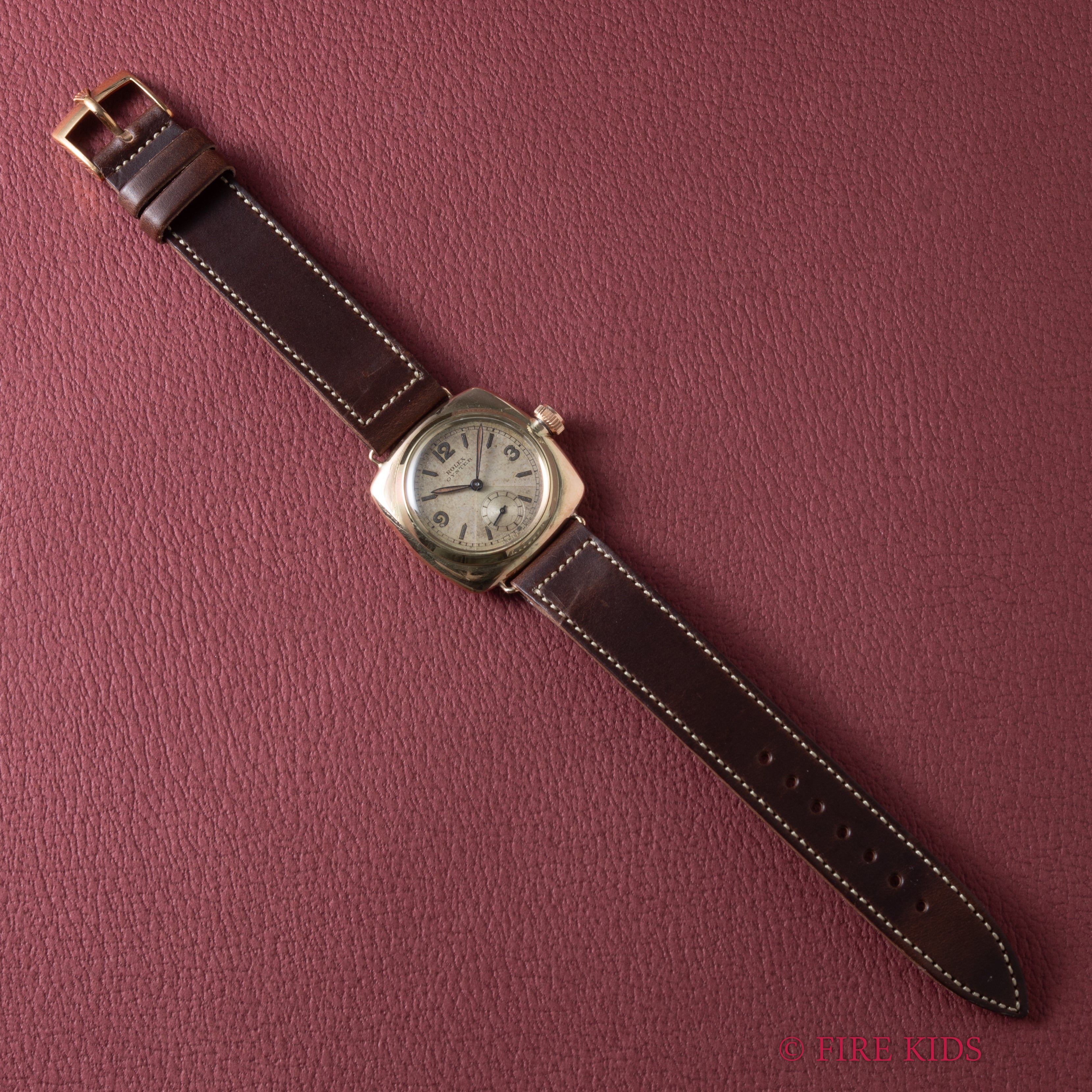 ロレックス オイスター クリスクロス クッションケース  9金無垢 1934年製 純正尾錠付き Ref.678