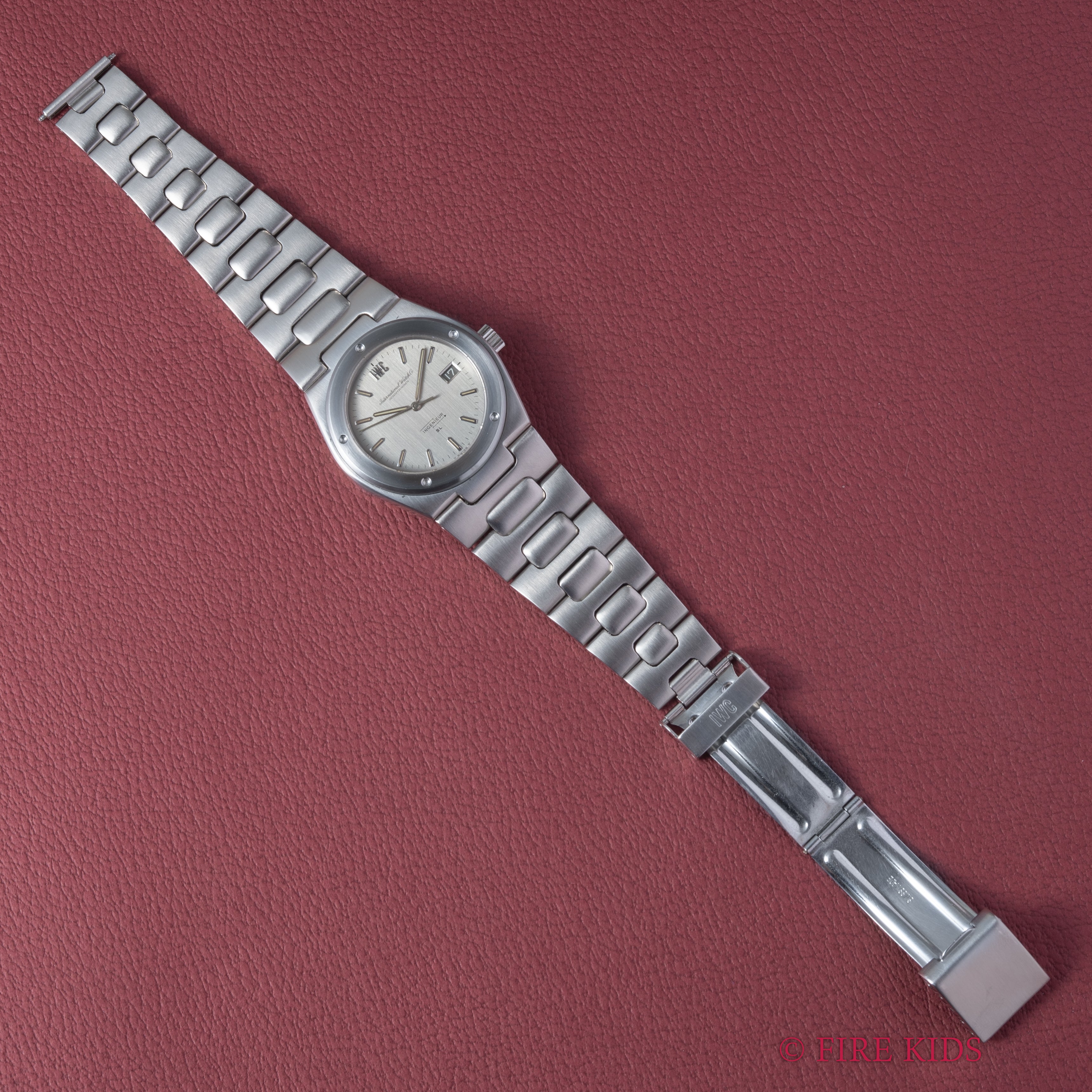 IWC 1978年製 インヂュニアSL ジャンボ Ref.1832  ジェラルド・ジェンタ デザイン ペラトン式自動巻 Cal.8541B