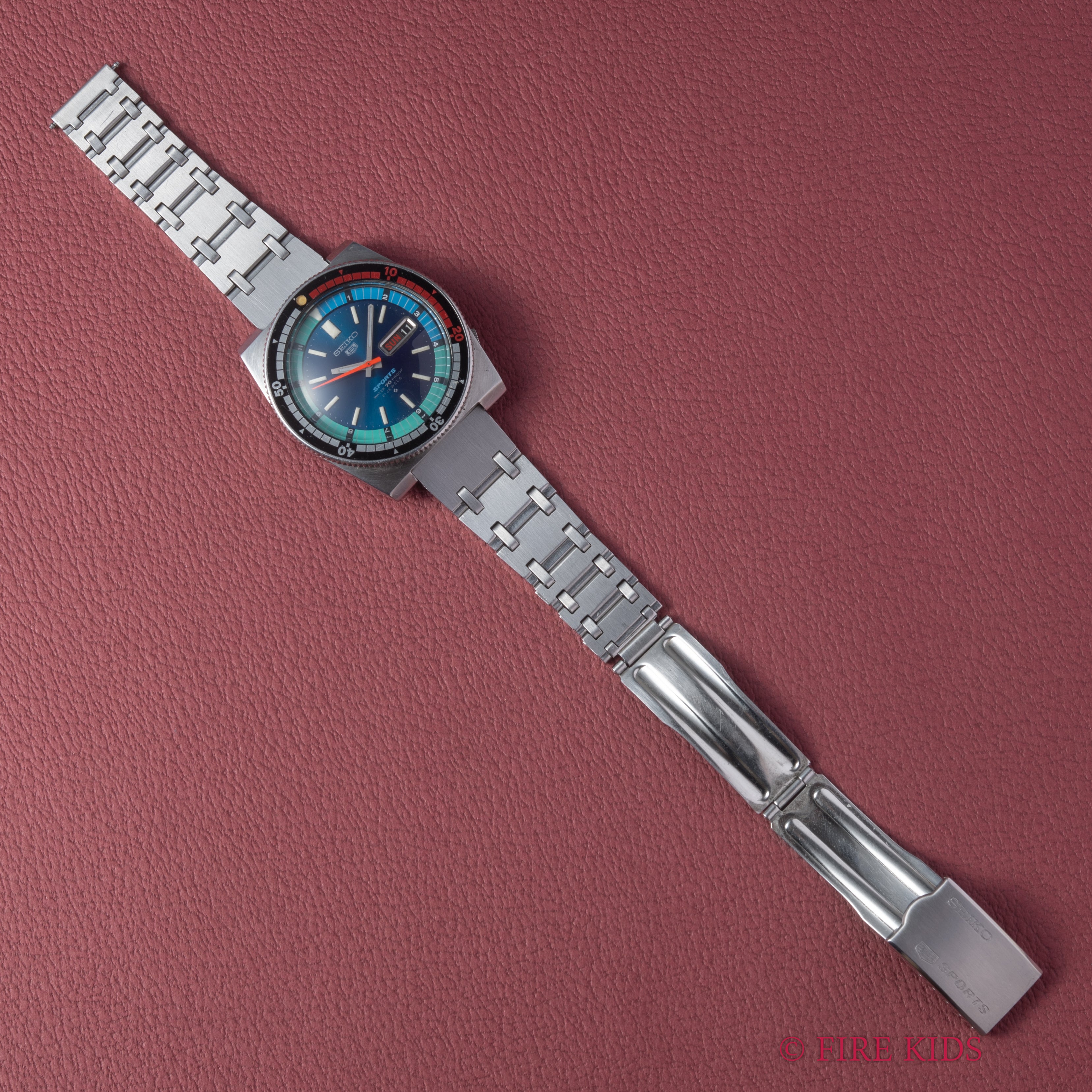 Z01 SEIKO 5スポーツ 6119-6050 赤青カラーダイバーベゼル Z01 SEIKO 5スポーツ 6119-6050 赤青カラーダイバーベゼル