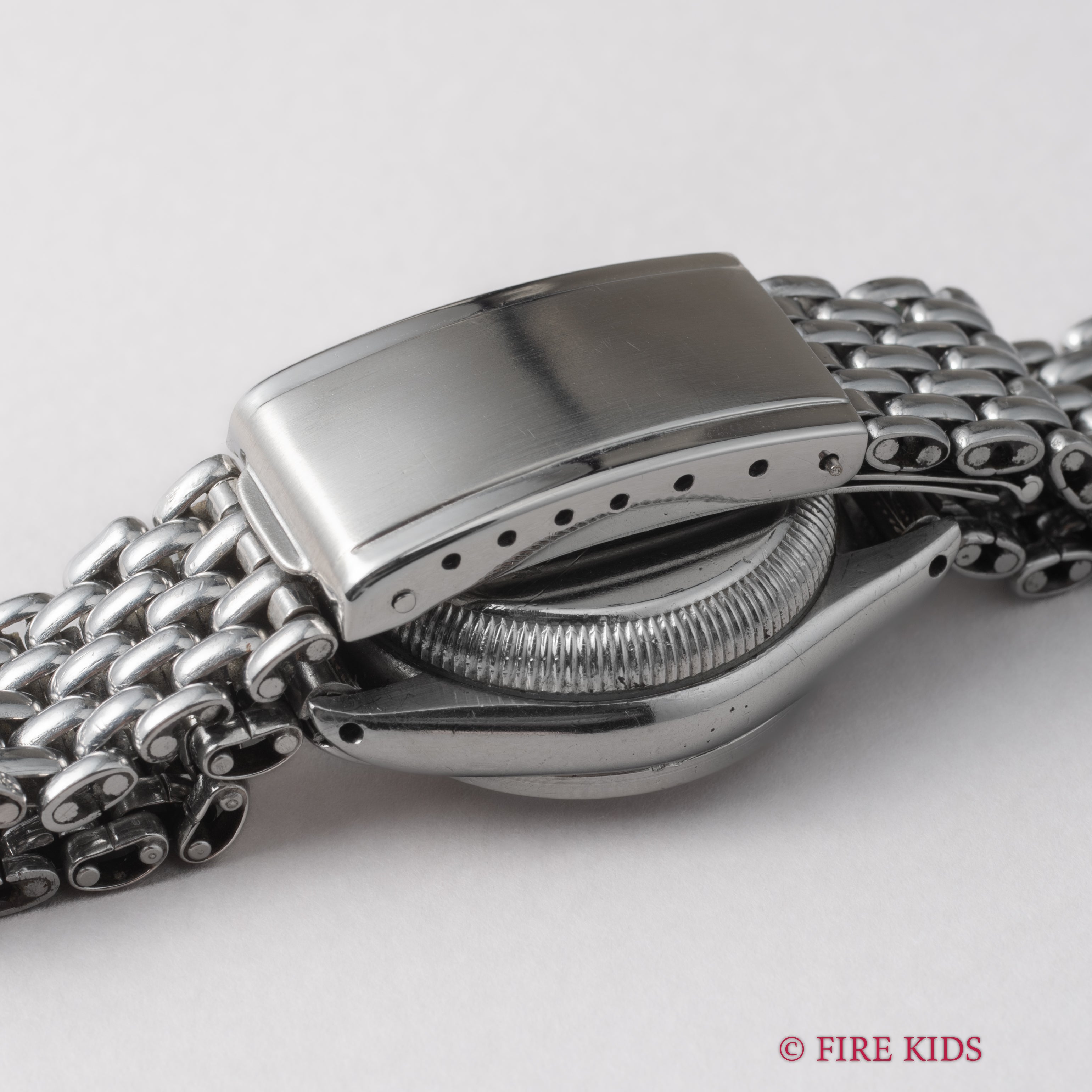 ロレックス バブルバック シェルフーデッド 飛びローマンダイアル 1942年製 ゲイフレアー社ブレス