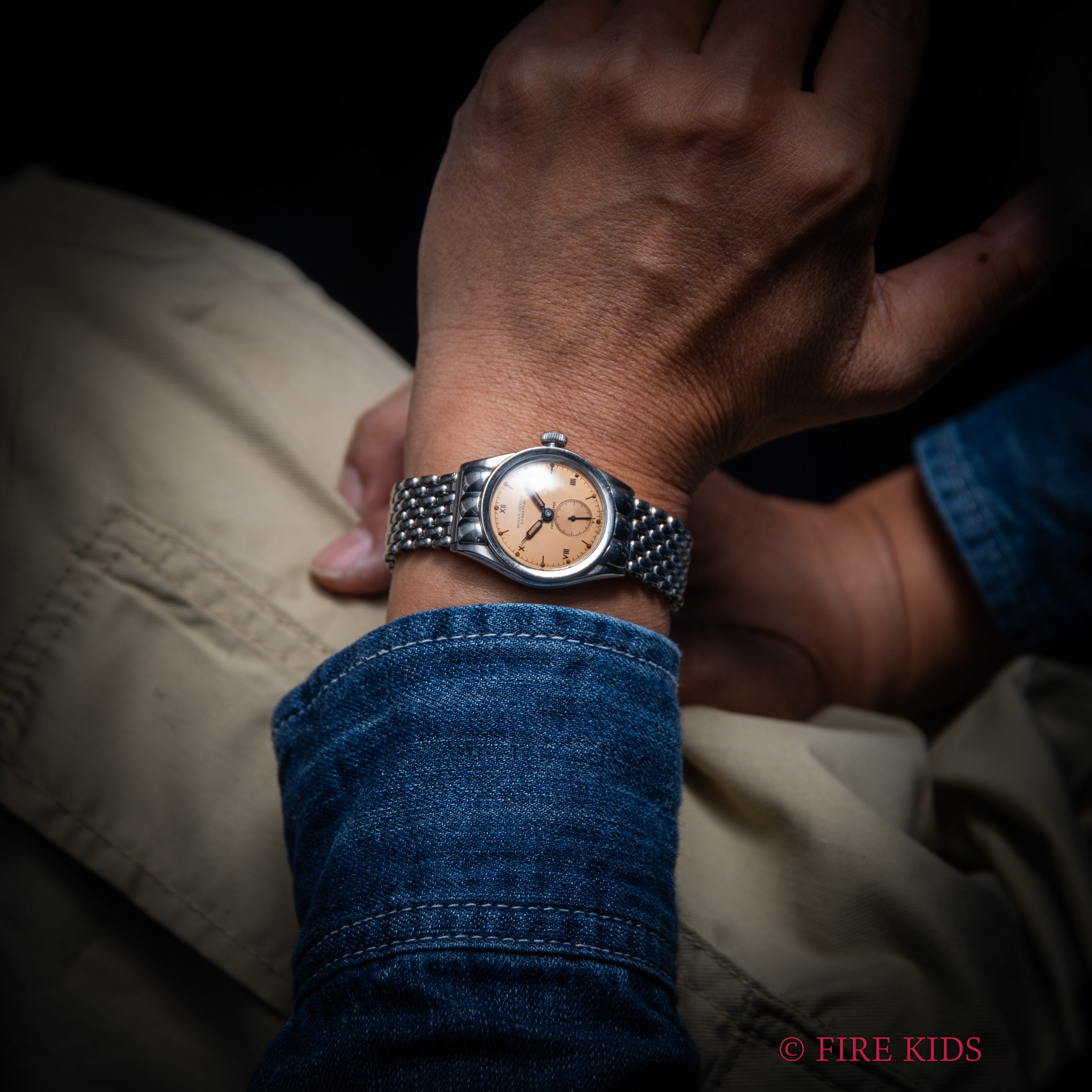 ロレックス バブルバック シェルフーデッド 飛びローマンダイアル 1942年製 ゲイフレアー社ブレス