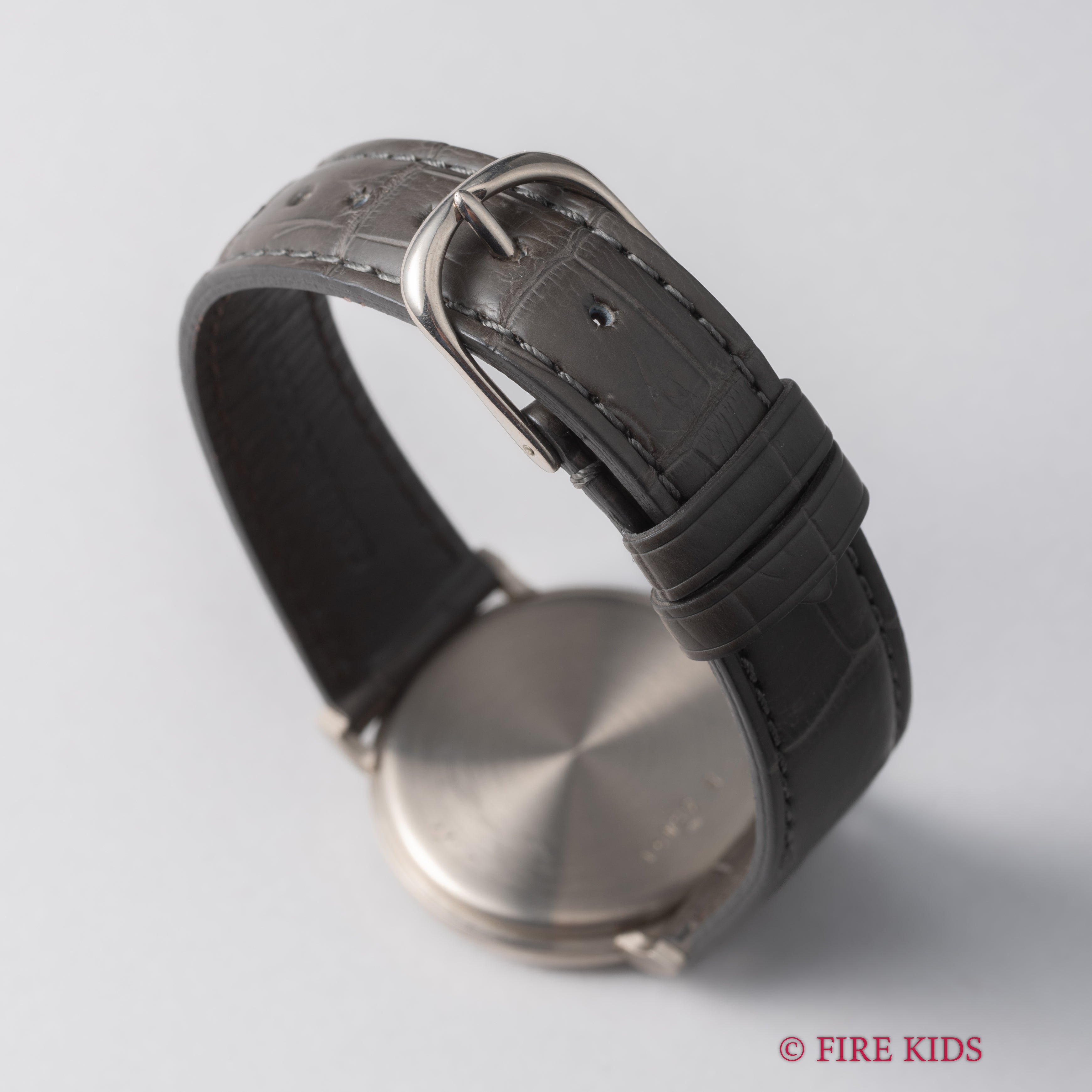 オーデマ・ピゲ 18金無垢ホワイトゴールドエクストラフラット 1970年代後半製 Cal.2090 純正18KWG尾錠