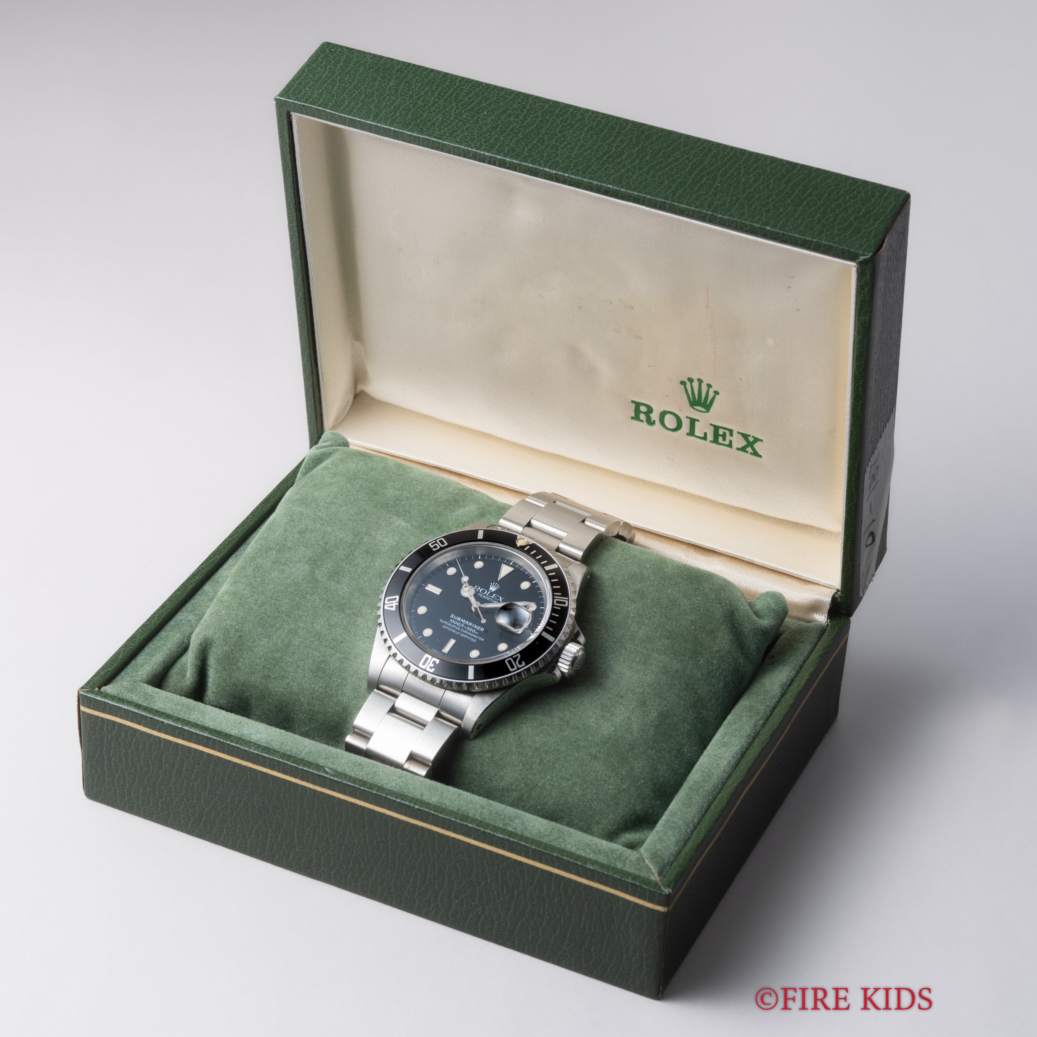 ロレックス サブマリーナーデイト 1989～90年製 Ref.16610 オールトリチウム 箱付