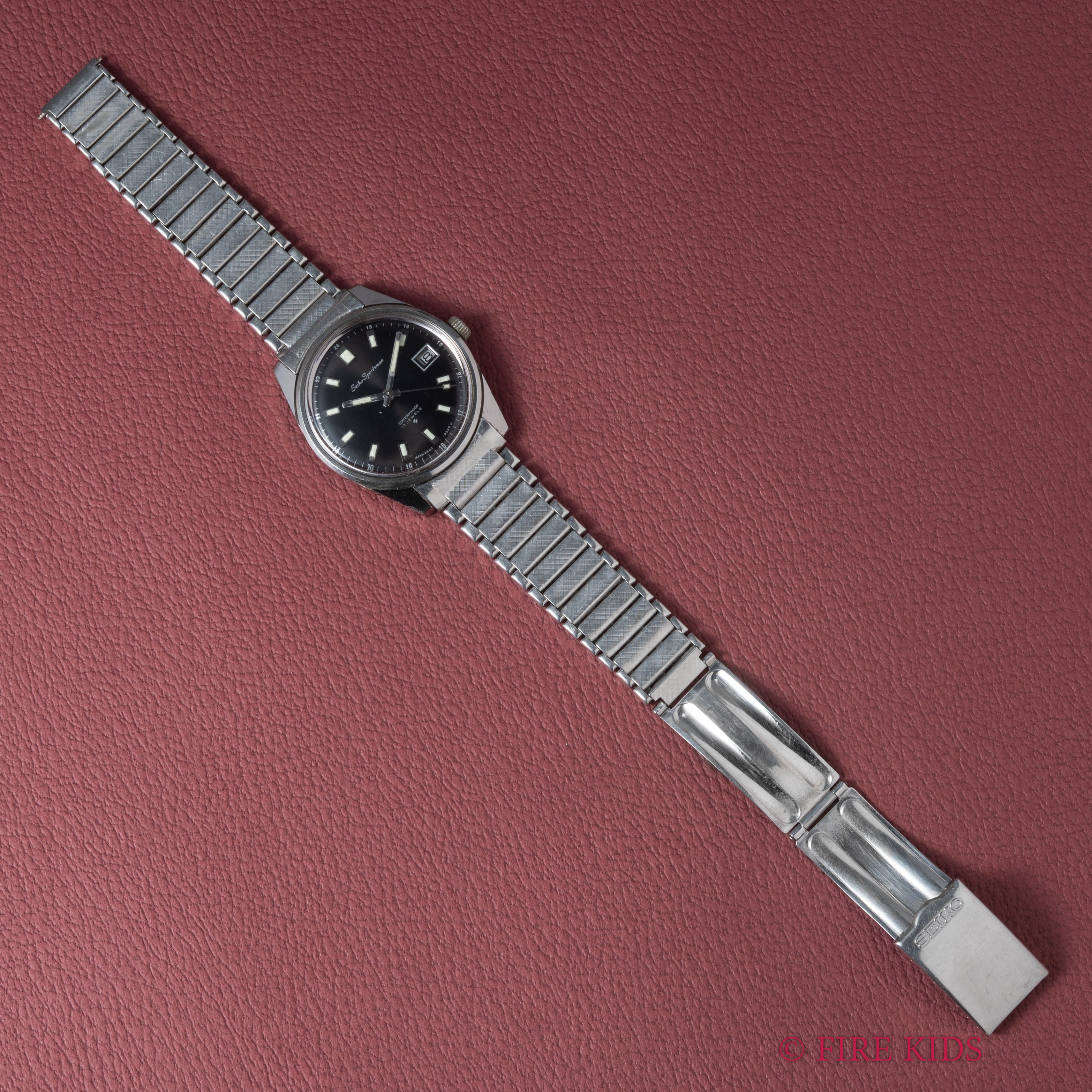 セイコー スポーツマン ブラックミラー文字盤 1968年製 Ref.6602-9982 手巻 純正ステンレスブレス