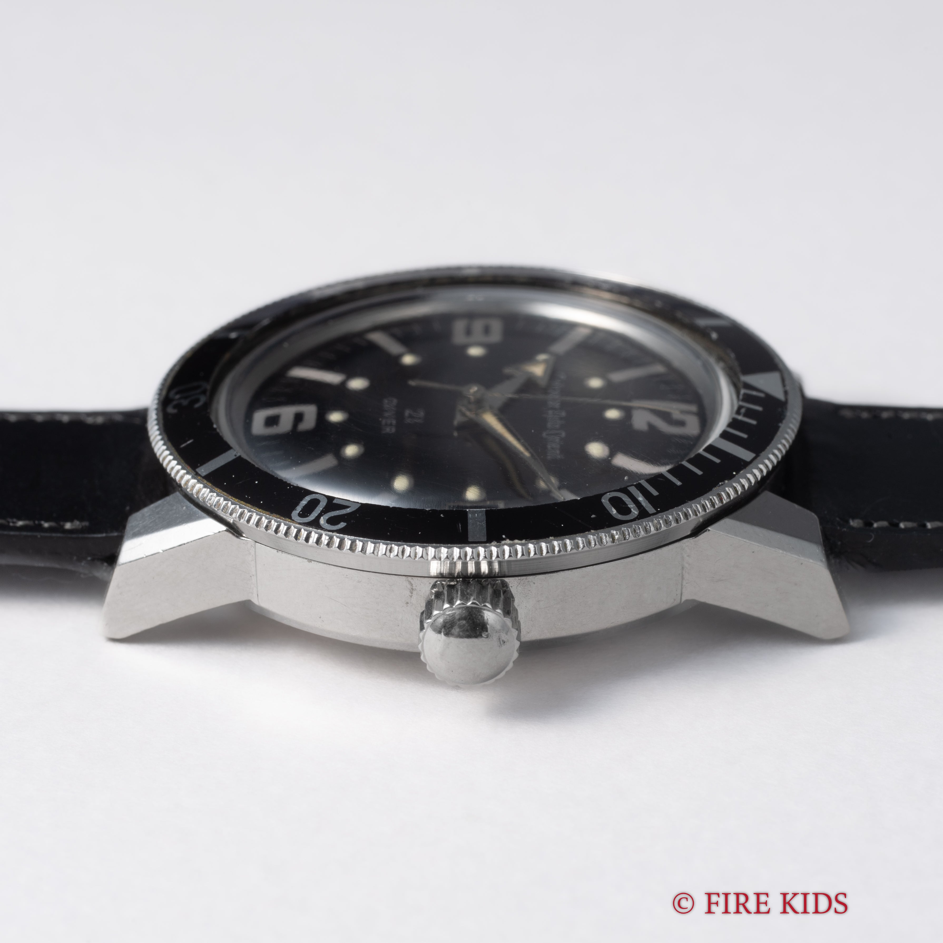 オリエント カレンダー オートオリエント 1960年代製 アローハンド 21ダイバー 自動巻き