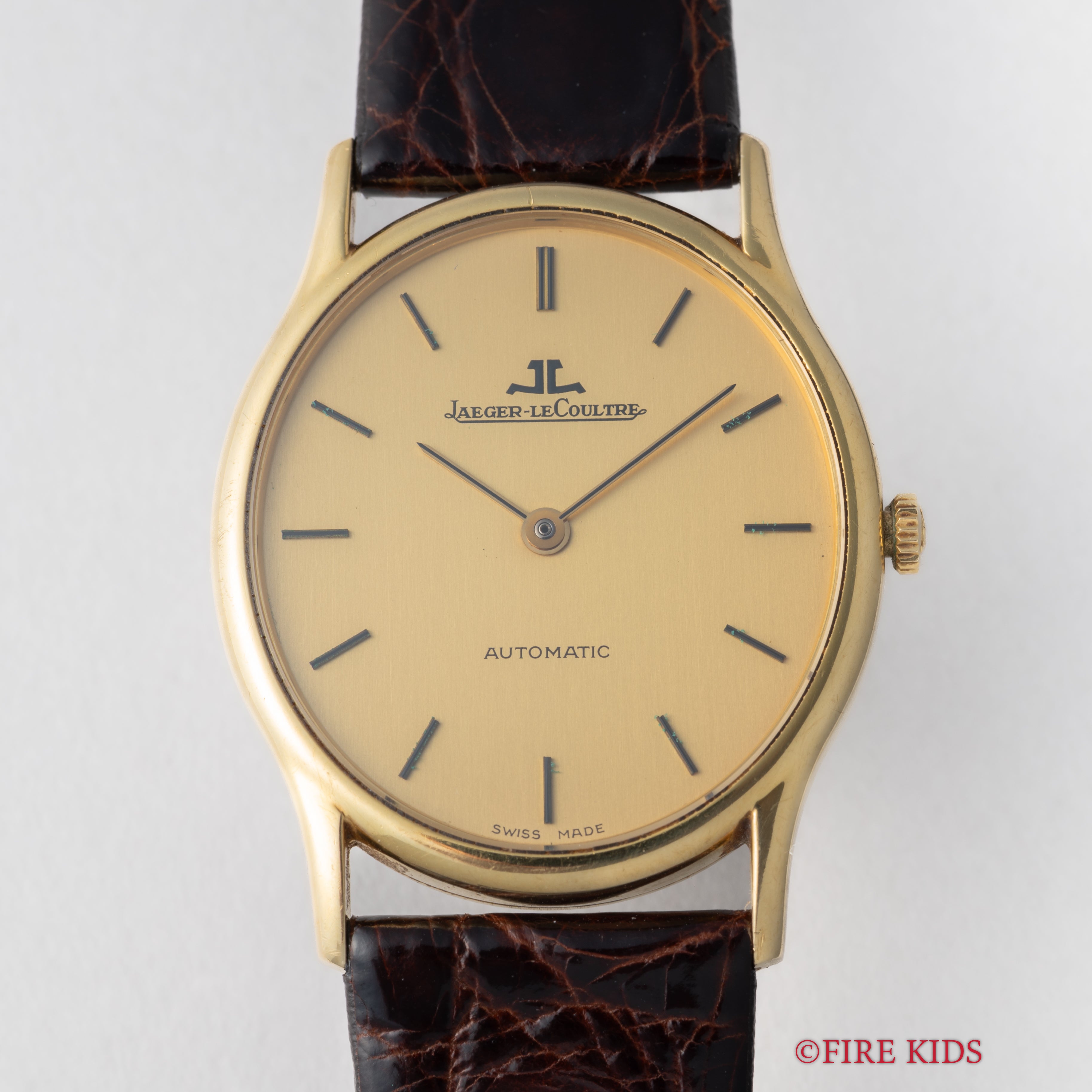 ジャガー・ルクルト ヴォーグ 18金無垢オーバルケース 1970年代製 薄型自動巻 Cal.900