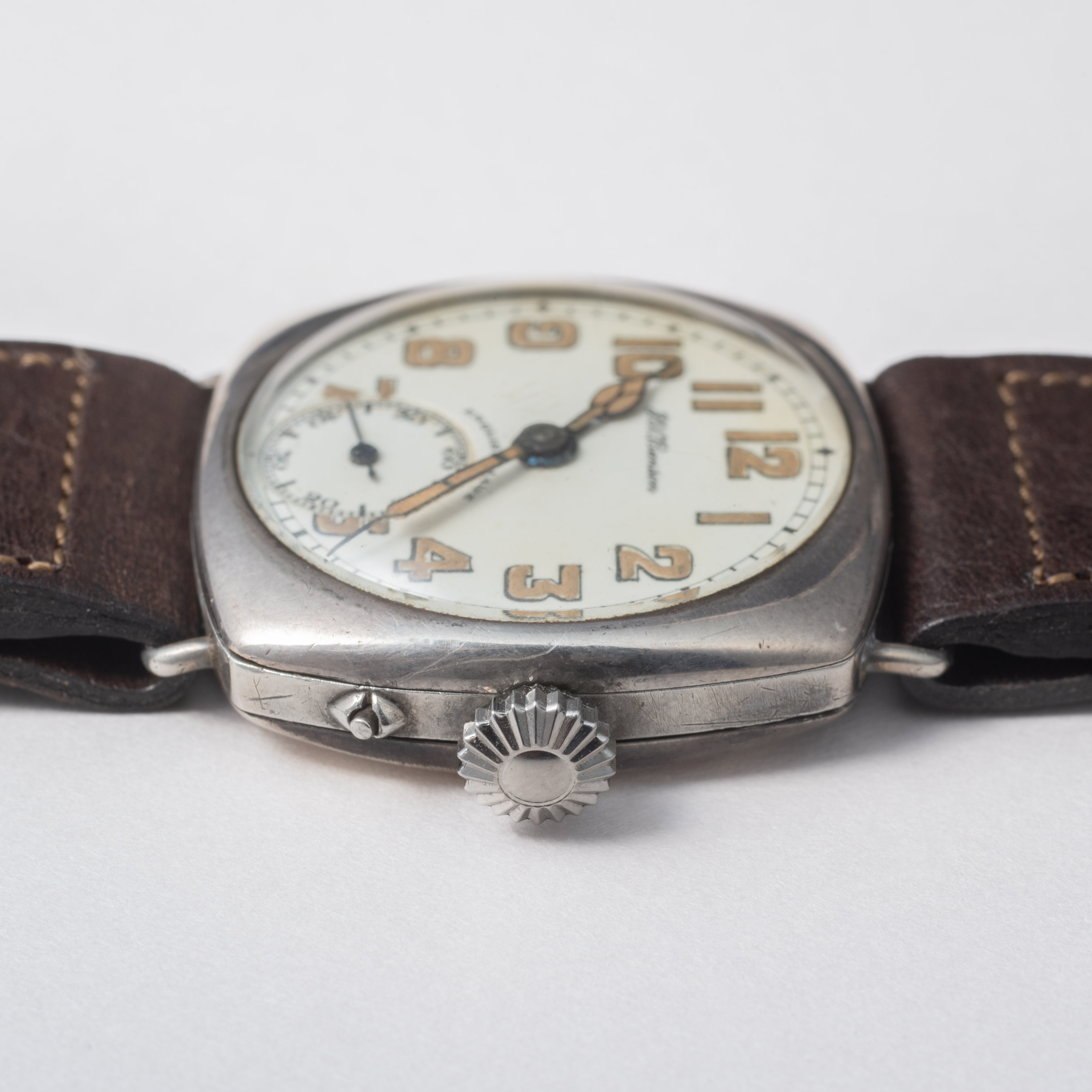 J.W Benson 手巻き 時計 9k 金無垢 クッションケース ベンソン J.W.ベンソン 9金無垢クッションケース スモールセコンド 手巻き