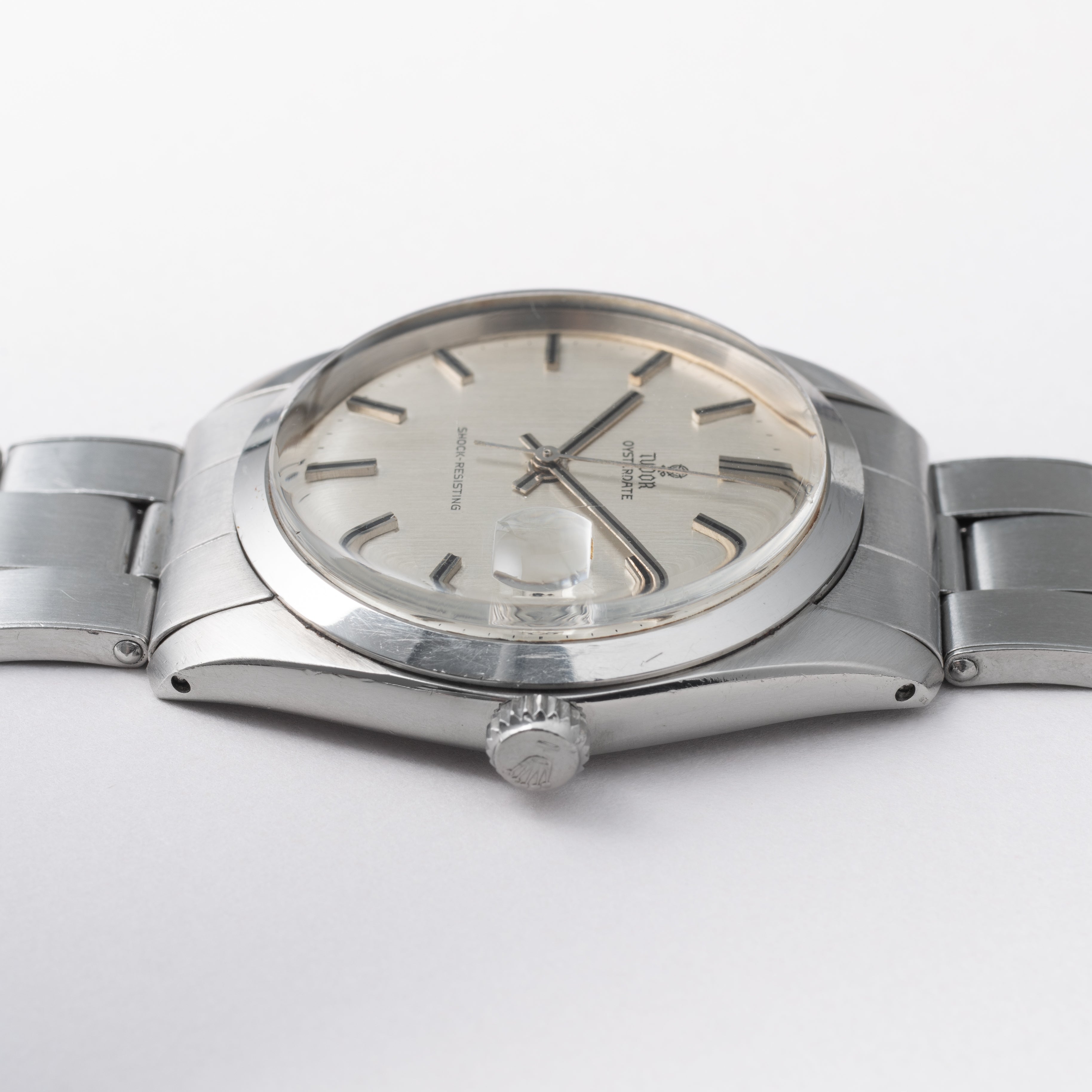 チューダー 小薔薇 オイスターデイト 1966年製 Ref.7962  シルバーダイヤル 王冠リューズ ロレックスリベットブレス付き