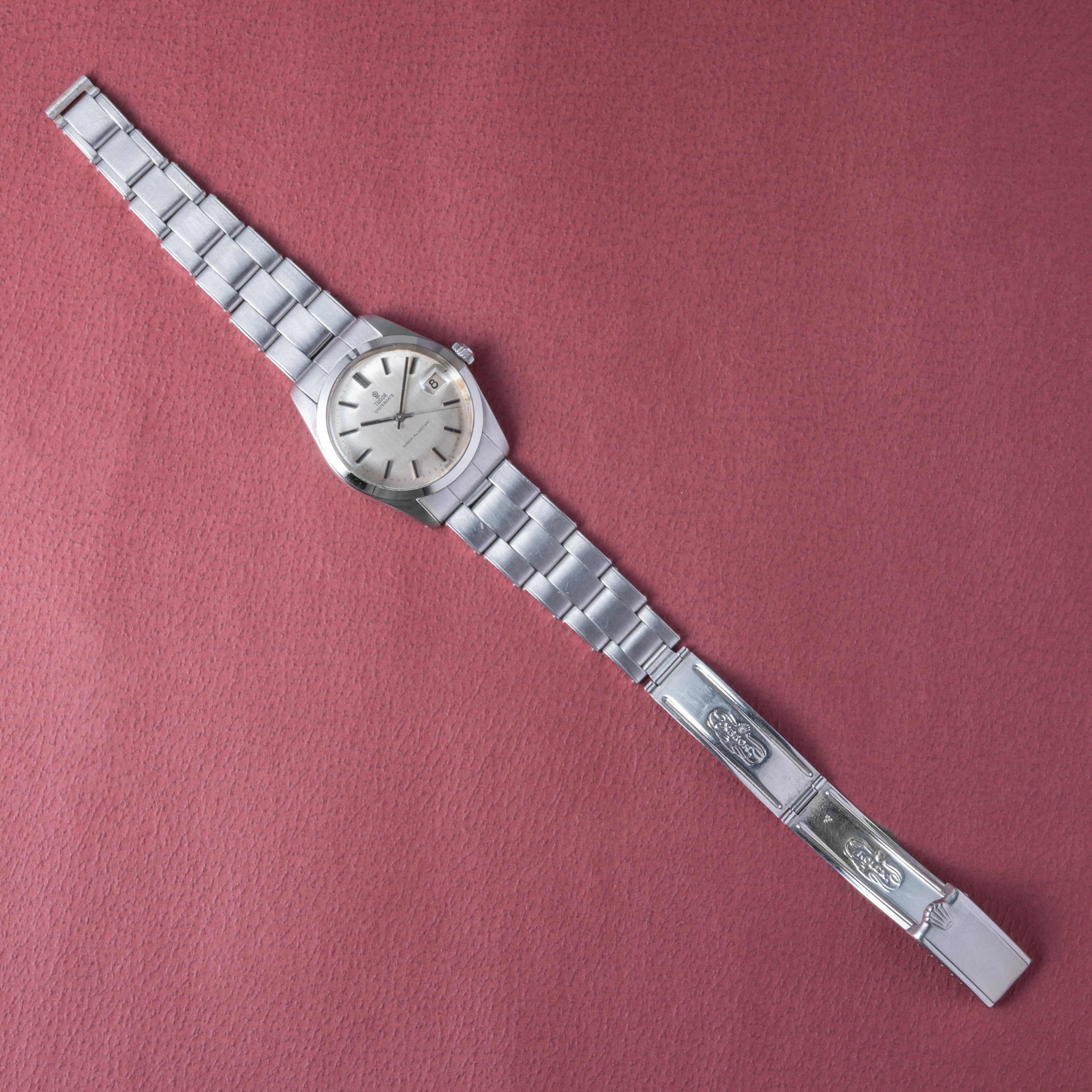 チューダー 小薔薇 オイスターデイト 1966年製 Ref.7962  シルバーダイヤル 王冠リューズ ロレックスリベットブレス付き