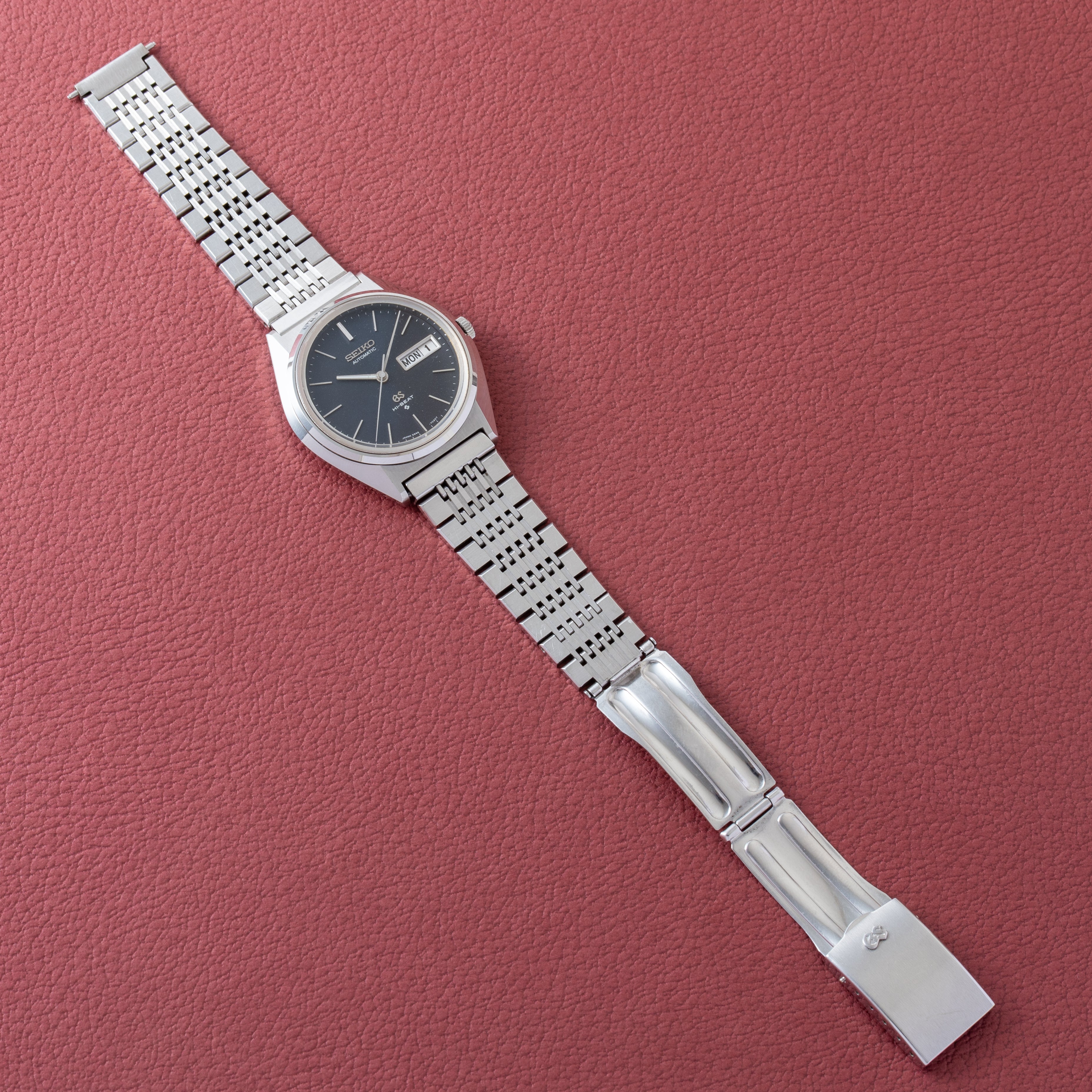 動作確認済　セイコー　セイコー5　デイテイト　シルバーダイヤル　ビンテージ ヴィンテージ レア セイコー 5 自動巻き グレー ダイヤル