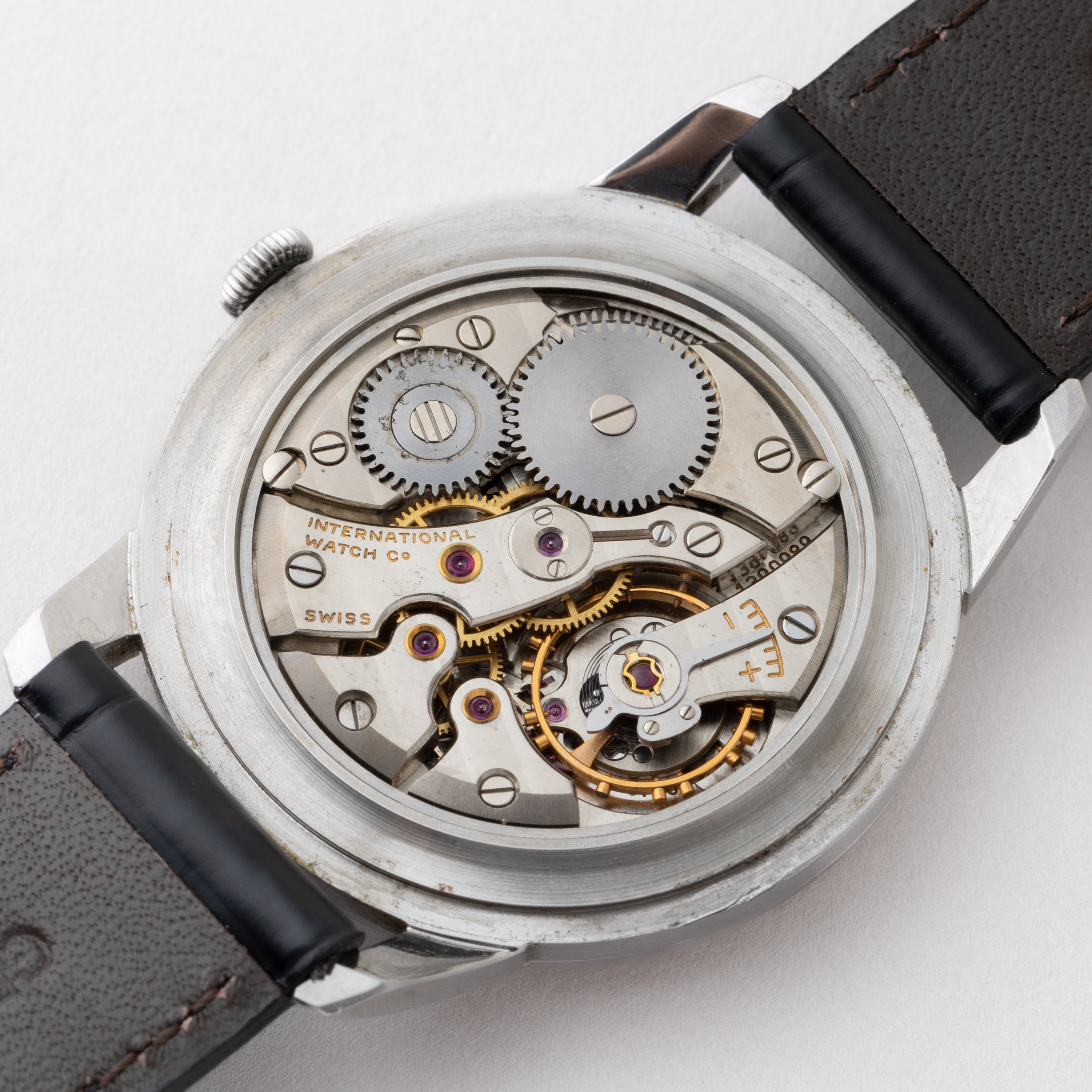 IWC ラウンド アンティーク 手巻き ジャンク IWC ラウンドケース 1948年製 18金イエローゴールド 手巻き Cal