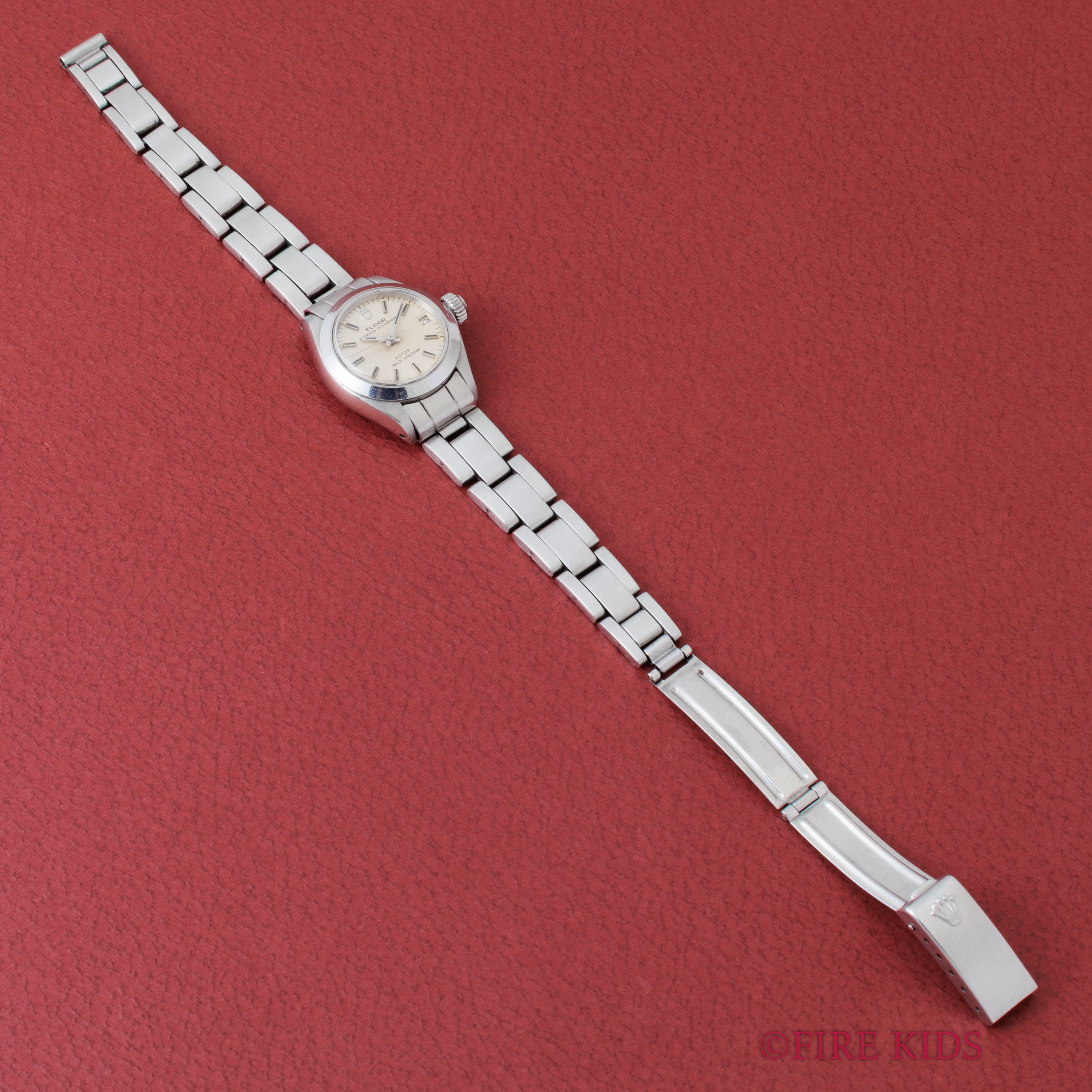 チュードル プリンセス オイスターデイト Ref.92300 1981年製 王冠リューズ ロレックス3連ブレス