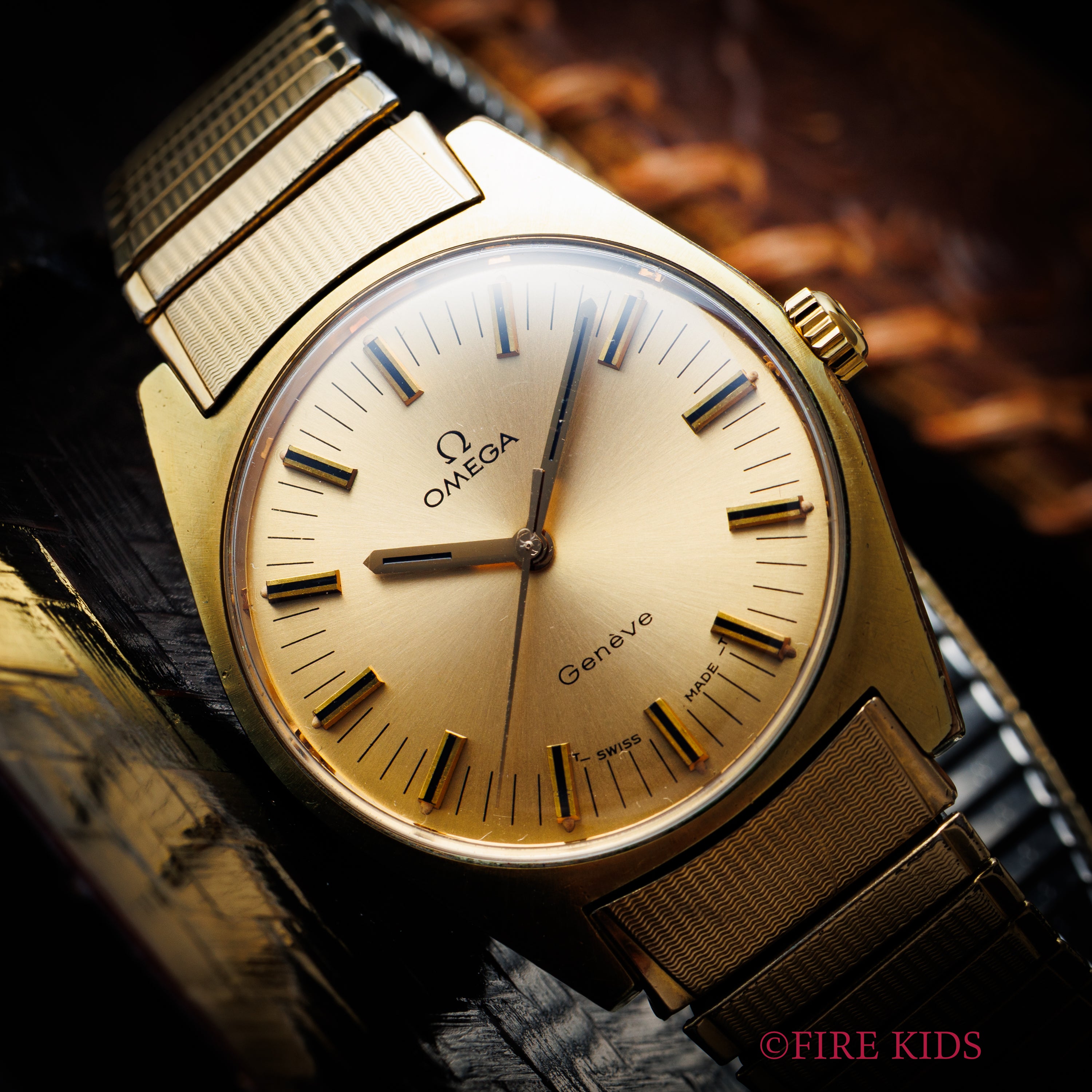 オメガ ジュネーブ 1970年製 Ref.135.041 手巻き トノー型GFケースUS 純正エクステンションブレス付