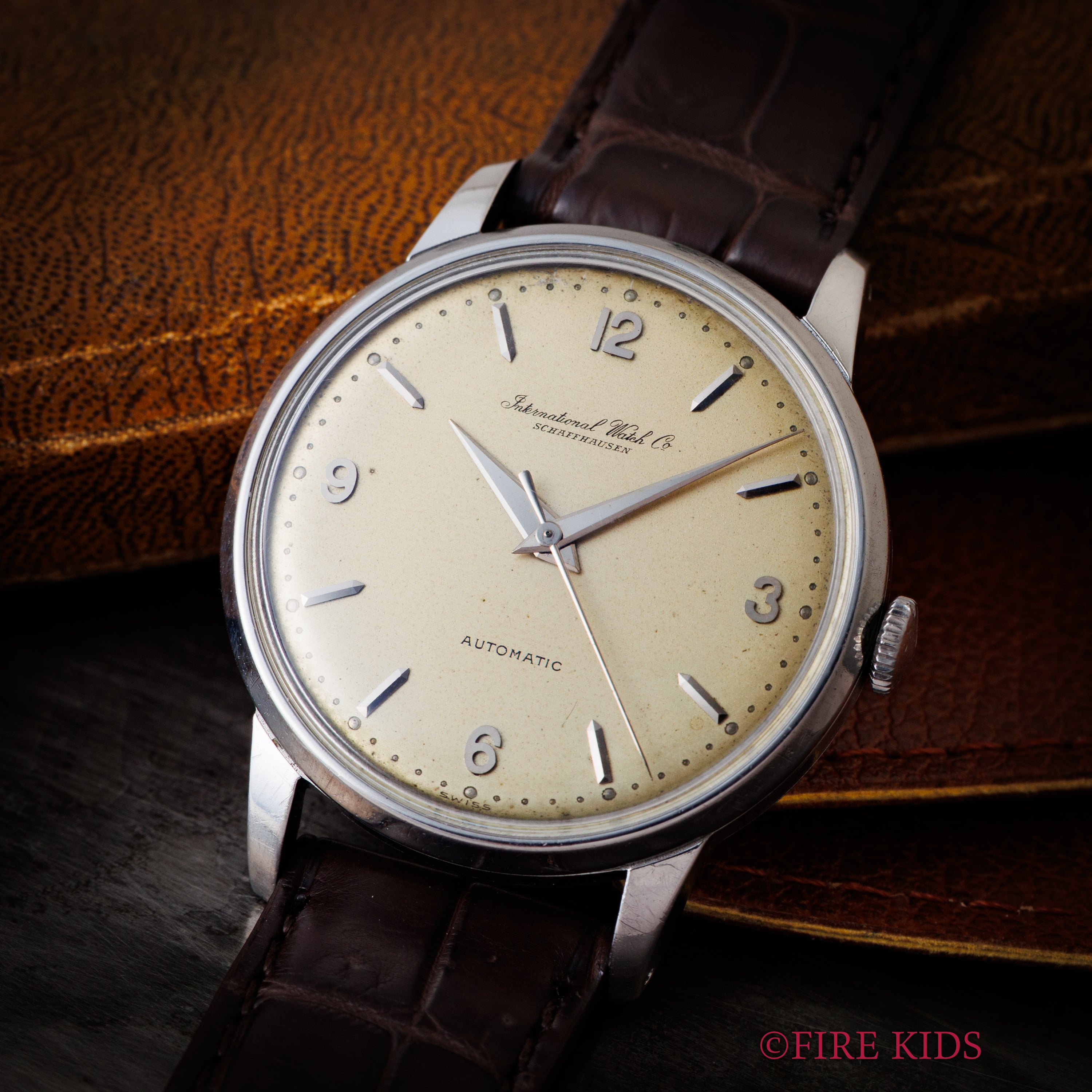 IWC ラウンドケース 1952年製 パティーナダイヤル ペラトン式自動巻Cal.852
