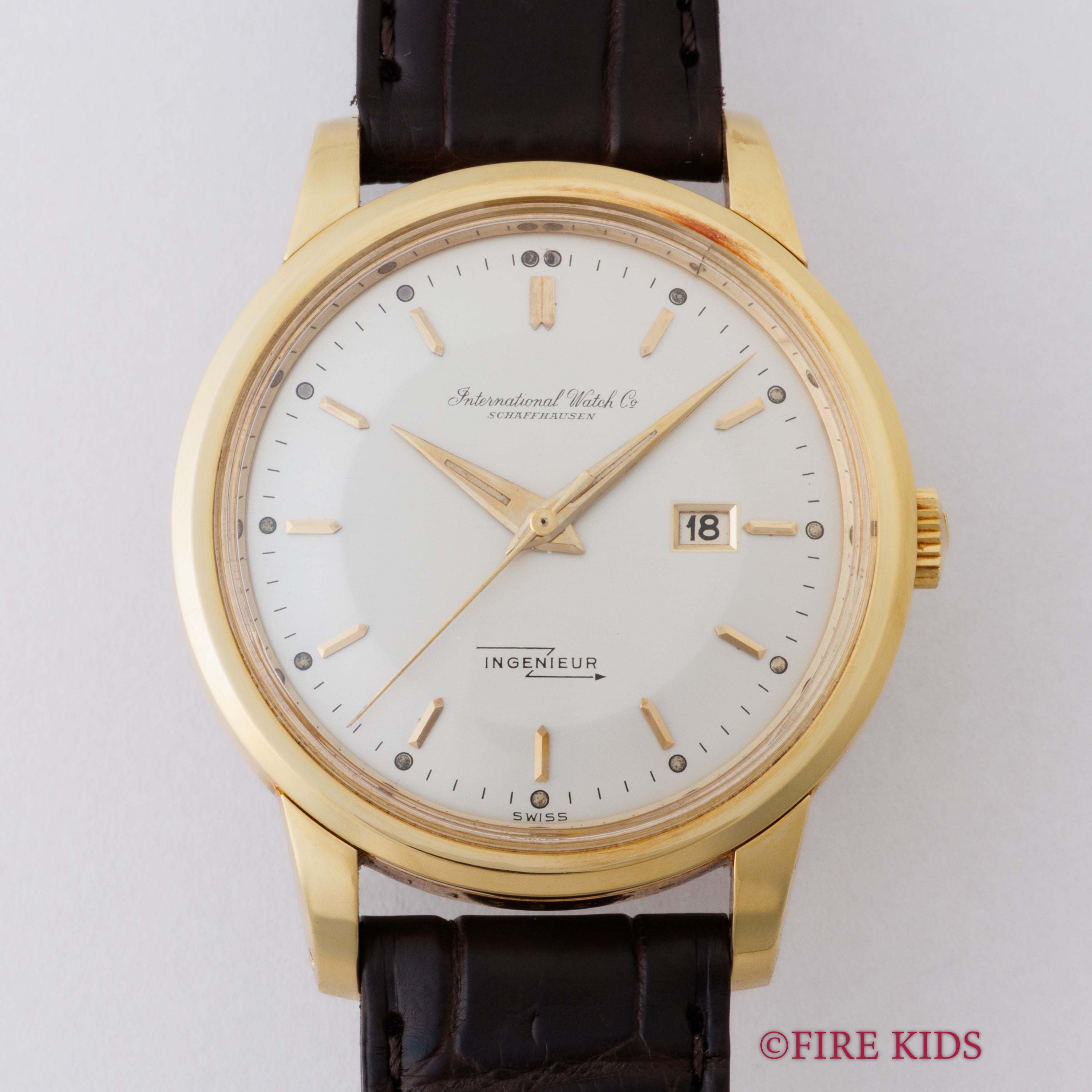 IWC 18金無垢インジュニア 1959年製 Ref.666A ペラトン式自動巻寄り目 Cal.8531 アーカイブ付
