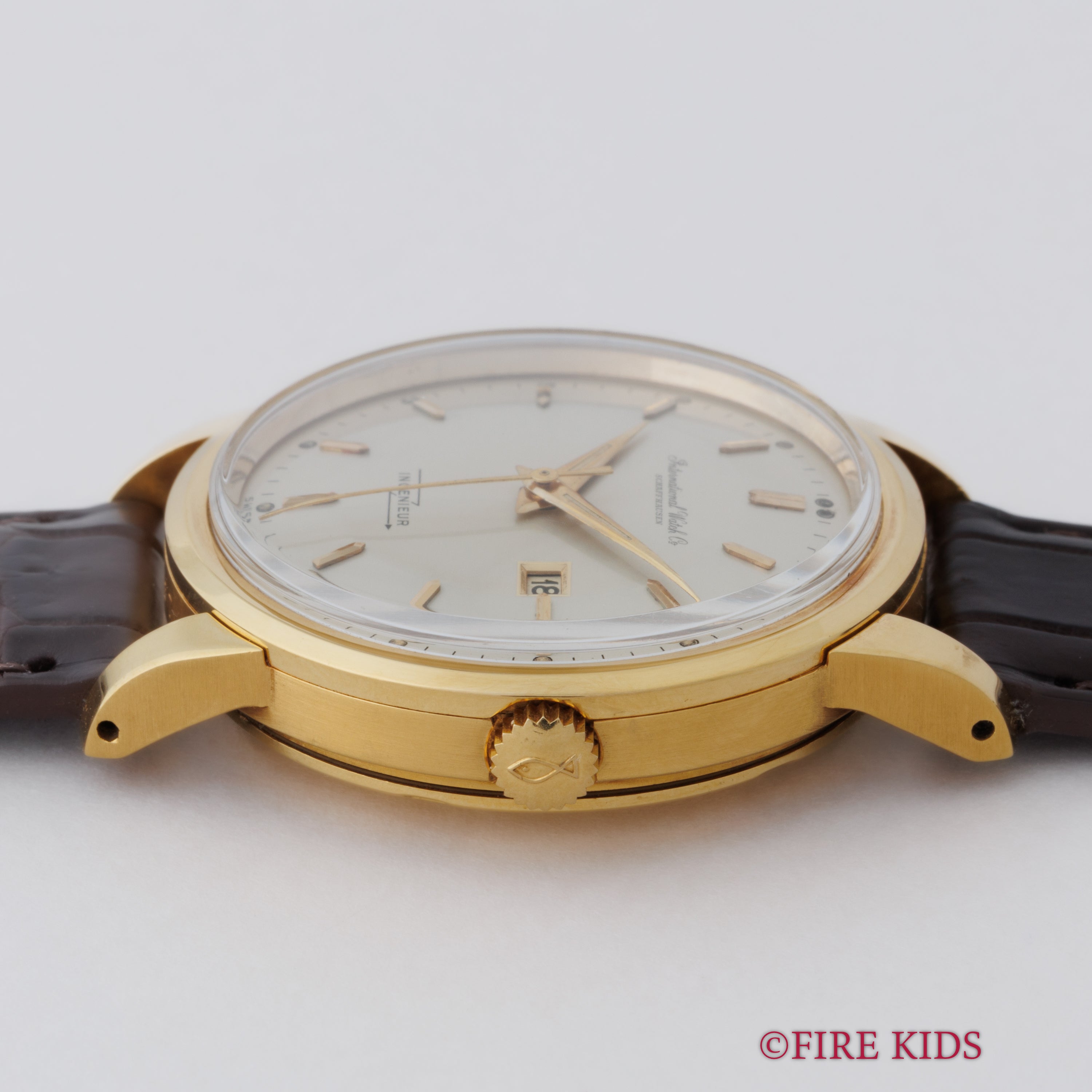 IWC 18金無垢インジュニア 1959年製 Ref.666A ペラトン式自動巻寄り目 Cal.8531 アーカイブ付