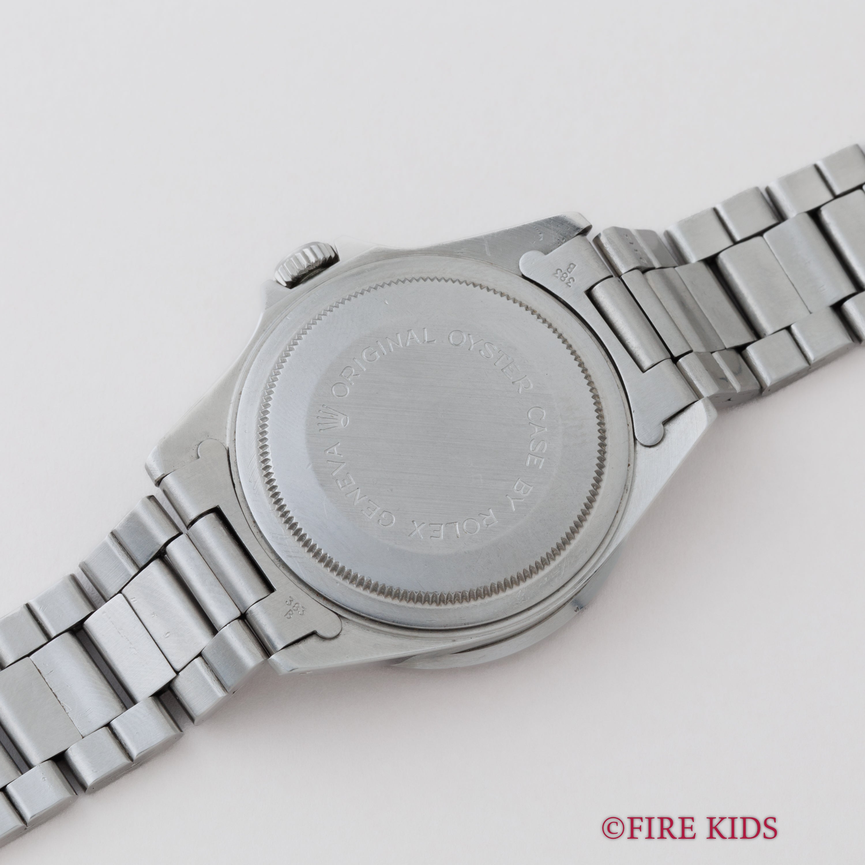 チューダー 36㎜ミッドサイズ サブマリーナー 自動巻き Ref.75090 1992年製 王冠リューズ 3連オイスターブレス