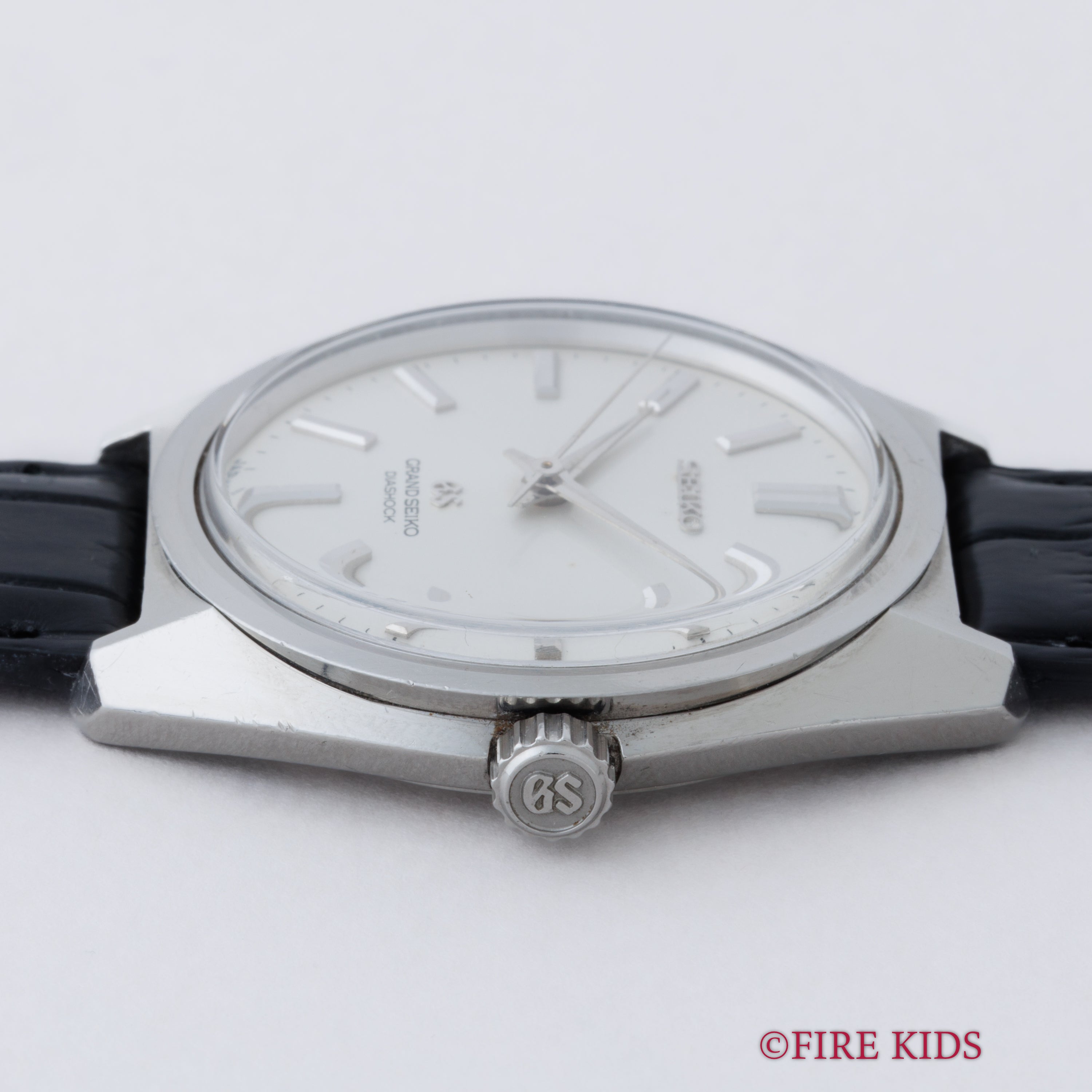 グランドセイコー 手巻き 1967年製 44GS前期 手巻 Ref.4420-9000 セイコースタイルケース