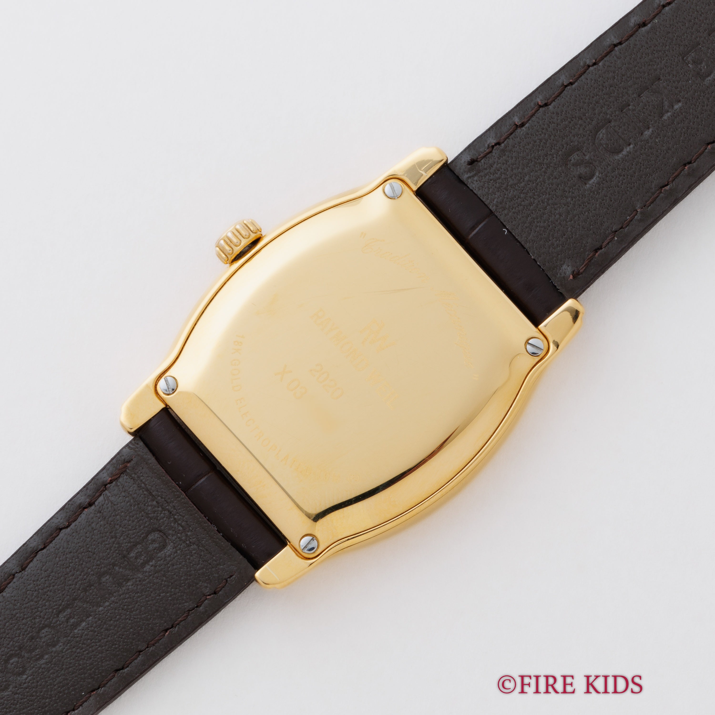 レイモンドウェイル 1995年製 トノー型GPケース 全アラビア数字 自動巻き 箱、ギャラ付き 純正尾錠付き