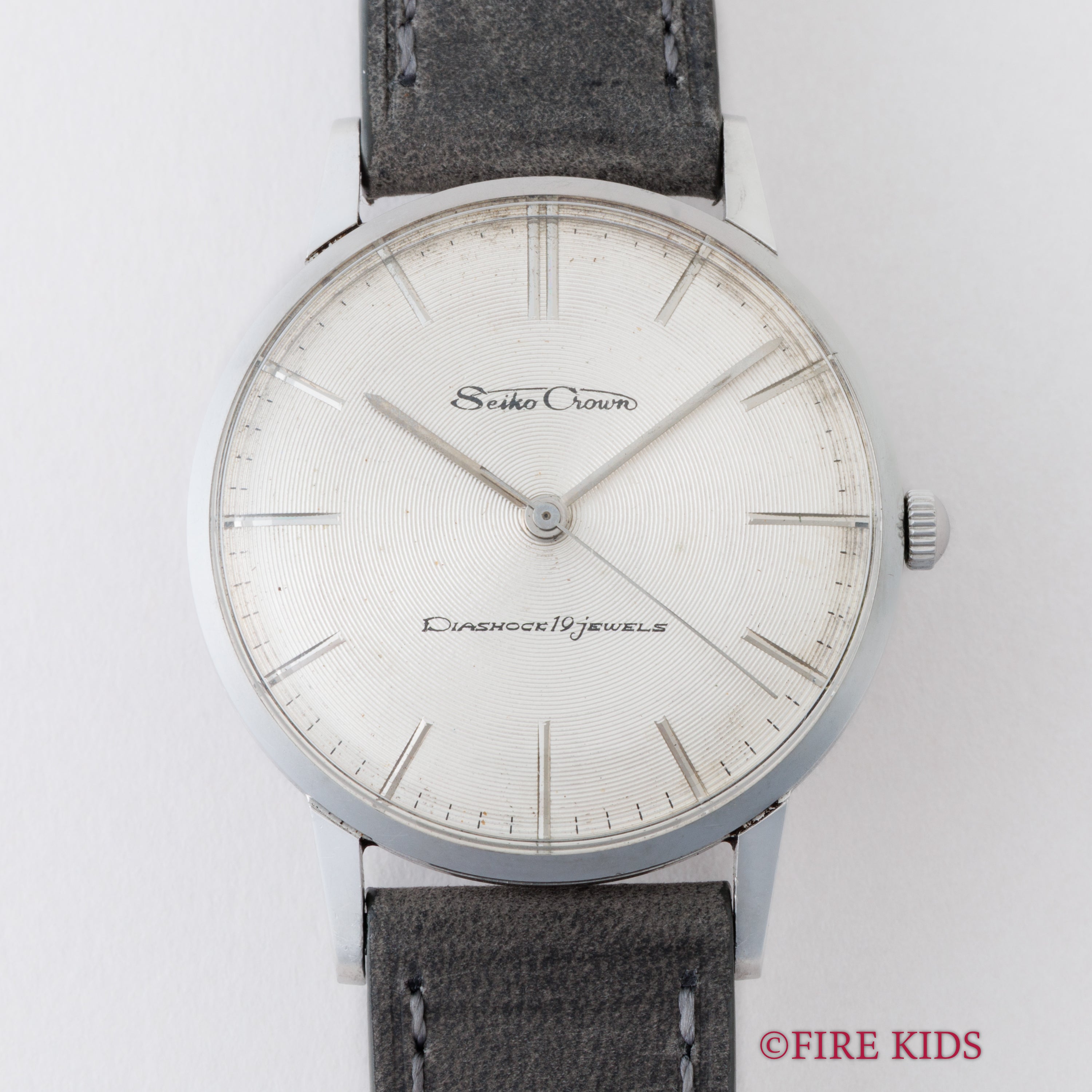 セイコー クラウン 1960年製（昭和35年製） Ref.15002 レコード文字盤 ロービート手巻