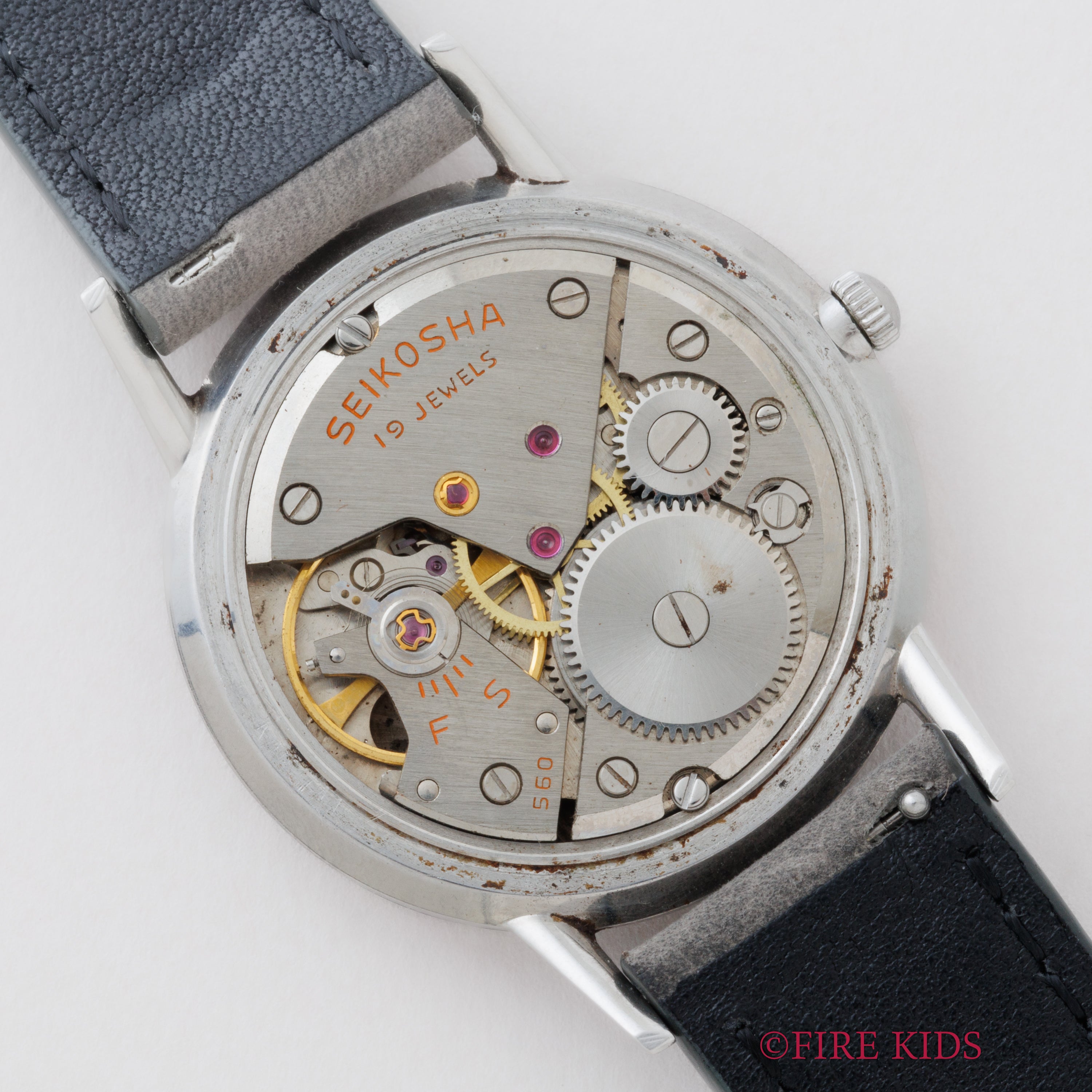 セイコー クラウン 1960年製（昭和35年製） Ref.15002 レコード文字盤 ロービート手巻