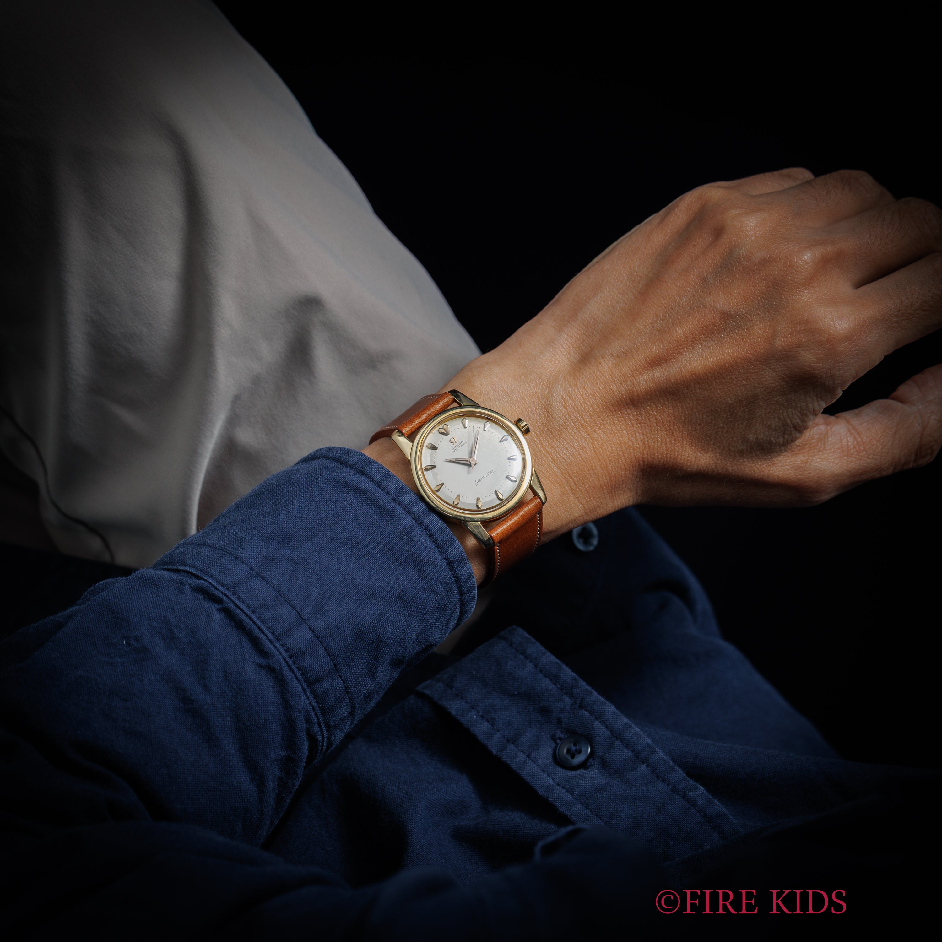 オメガ 18金無垢シーマスター 1958年製 全回転ローター自動巻 Cal.501 ツートンダイヤル