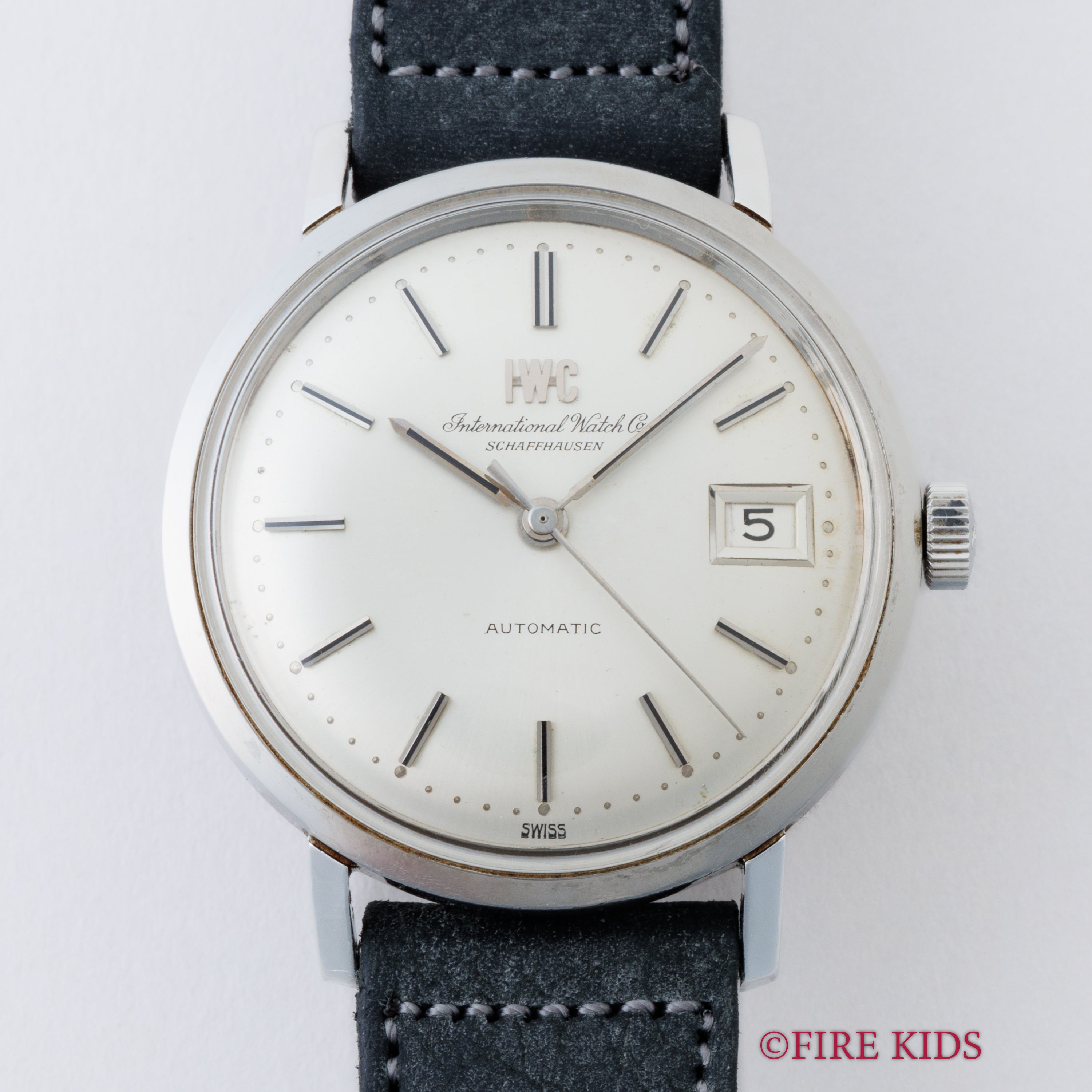 IWC ラウンドケース 1972年製 ペラトン式自動巻き Ref.R818AD Cal.8541B 箱付き