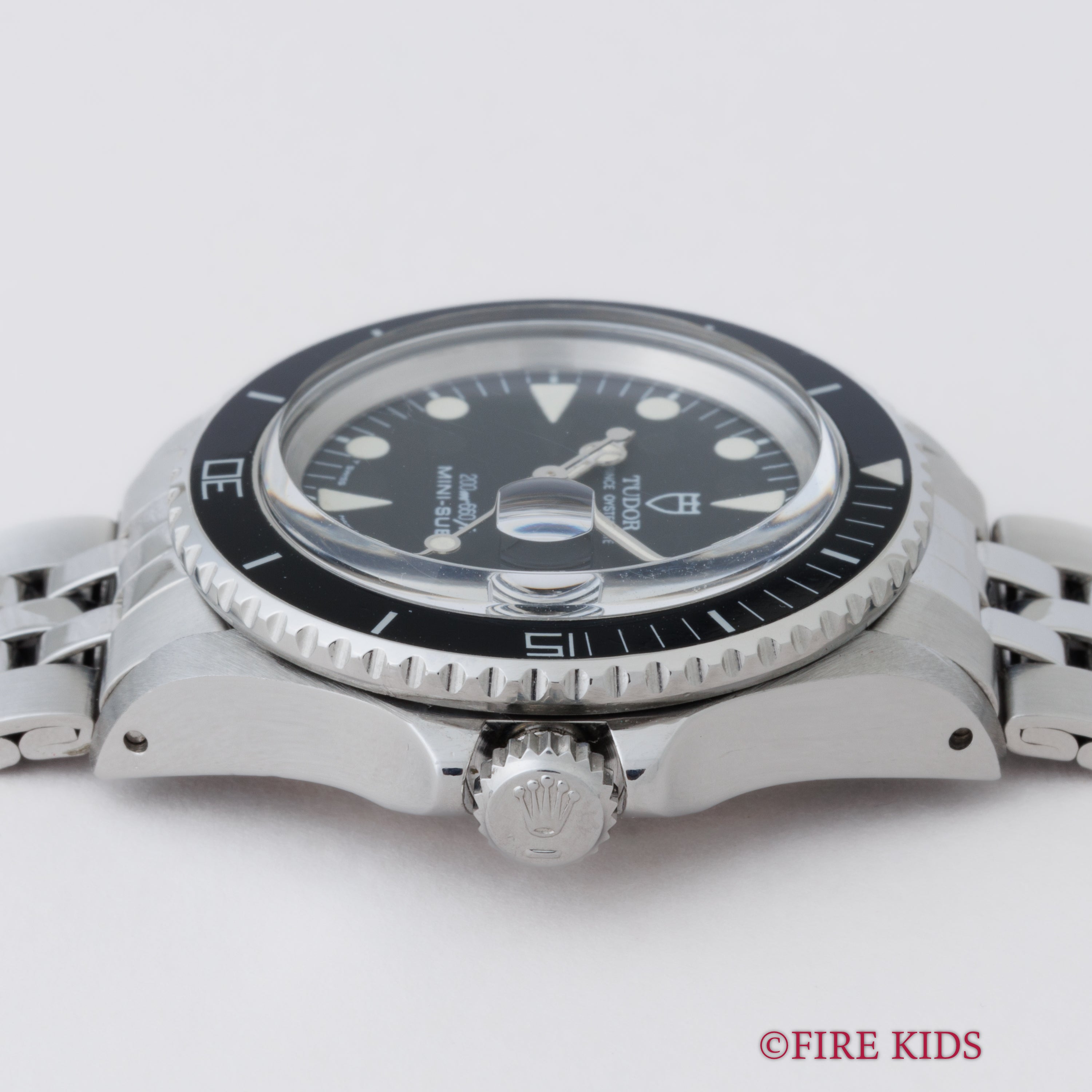 チューダー ミニサブ 1989年製 Ref.73090 ブラックダイヤル 王冠リューズ トリチウム夜光